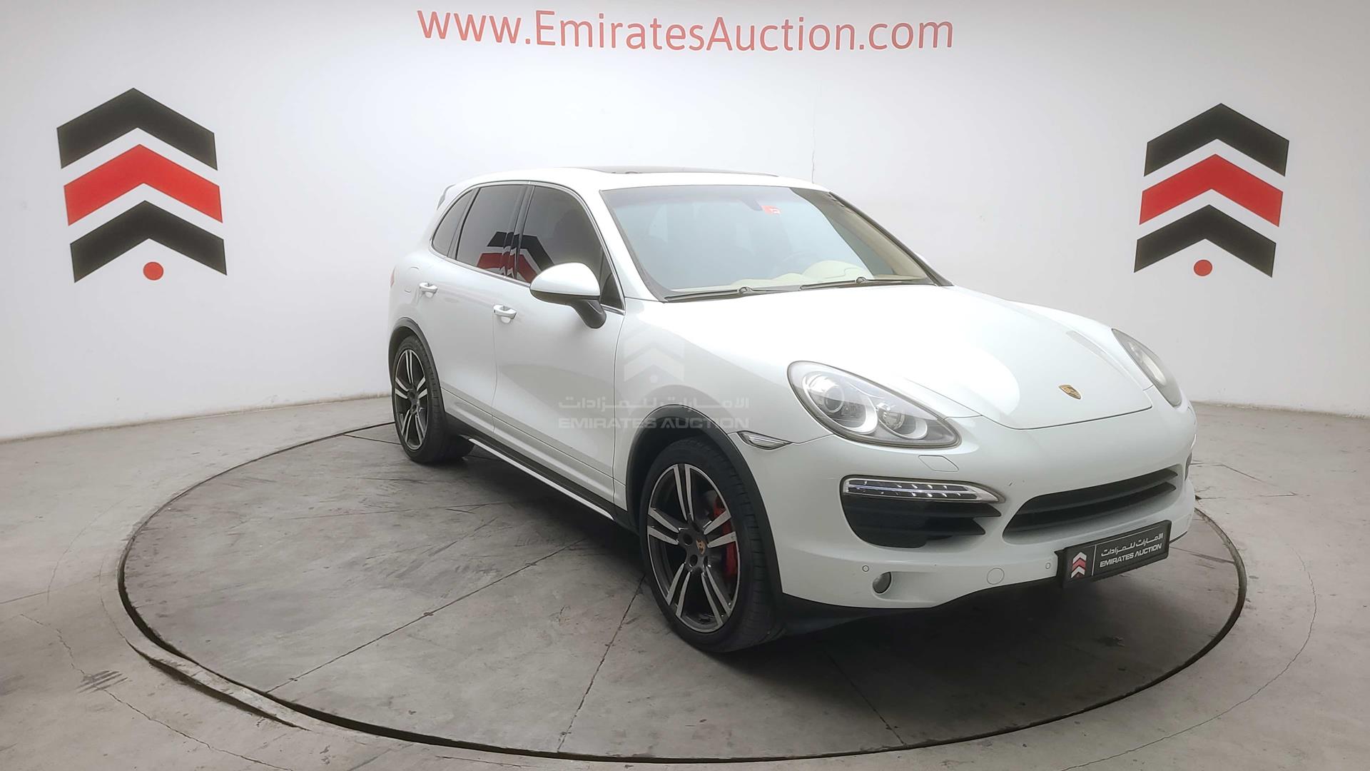 2013 PORSCHE CAYENNE VIN: WP1ZZZ92ZDLA83940