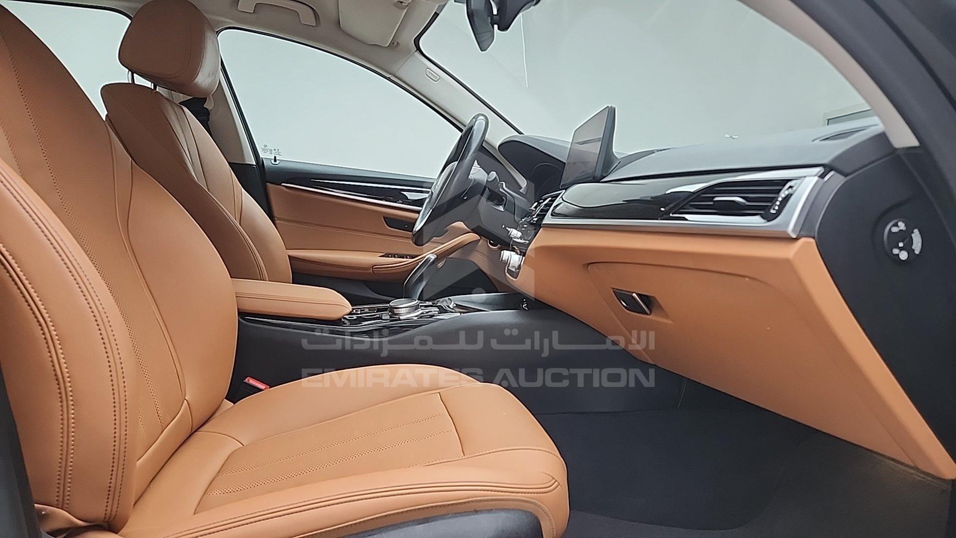 2023 BMW 520 VIN: WBA11BM01PCL30114
