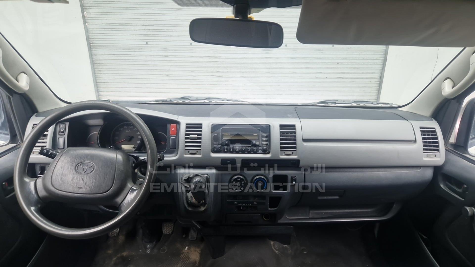2008 TOYOTA HIACE VIN: JTGJX02P583002012