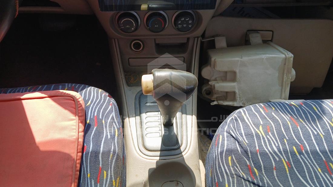 2010 Nissan Sunny — Gear View — Photo 17