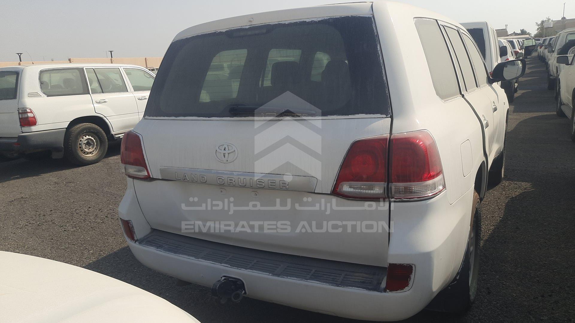 2011 TOYOTA LAND CRUISER VIN: JTMDU09J8B4043403