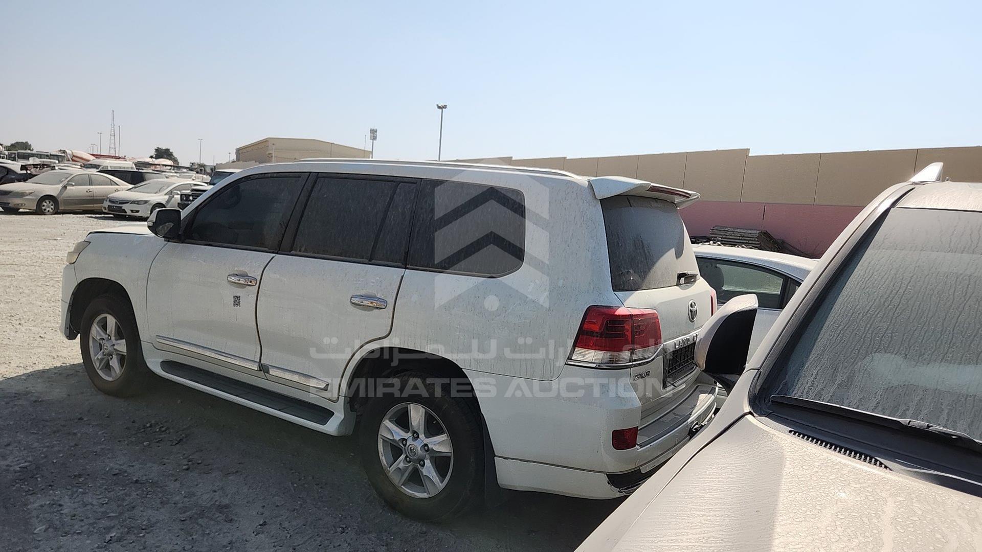 2014 TOYOTA LAND CRUISER VIN: JTMHU09J7E5081933
