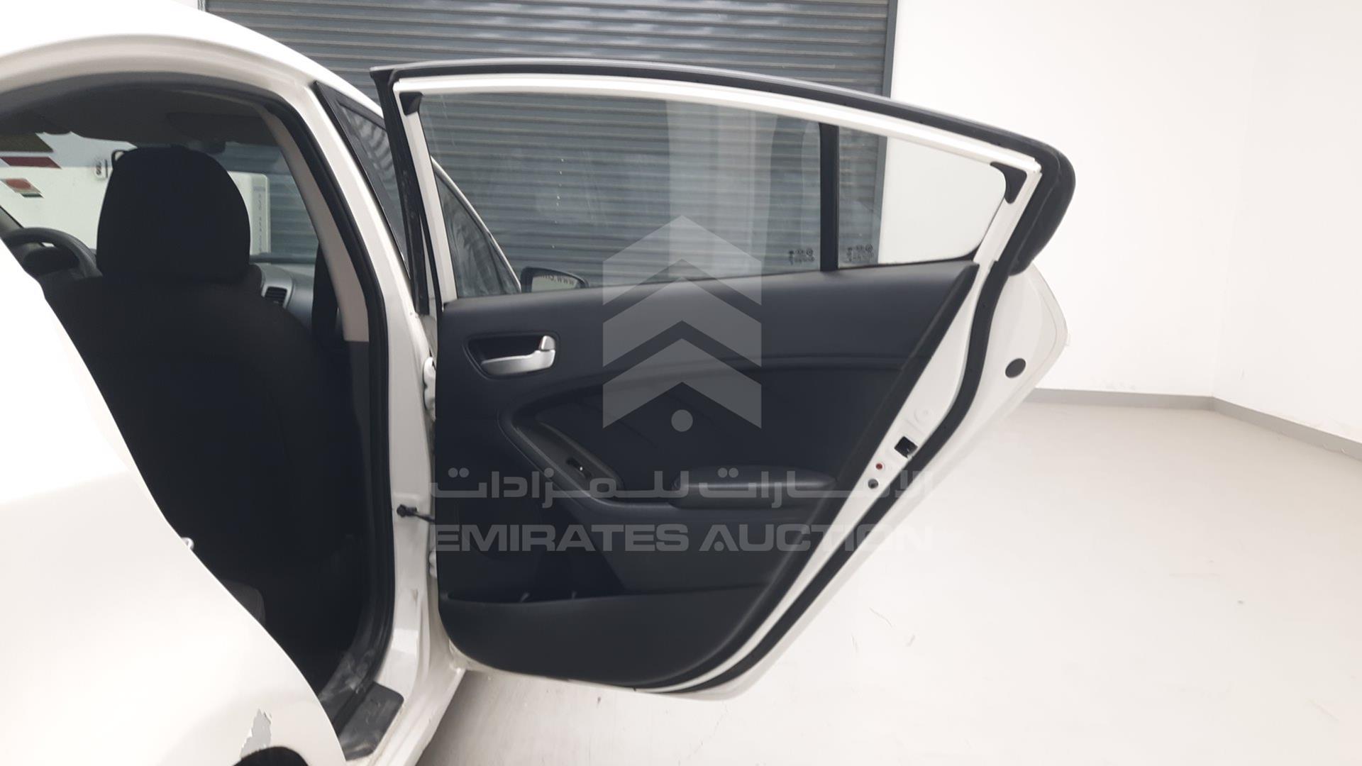 2015 KIA CERATO VIN: KNAFJ4119F5890710