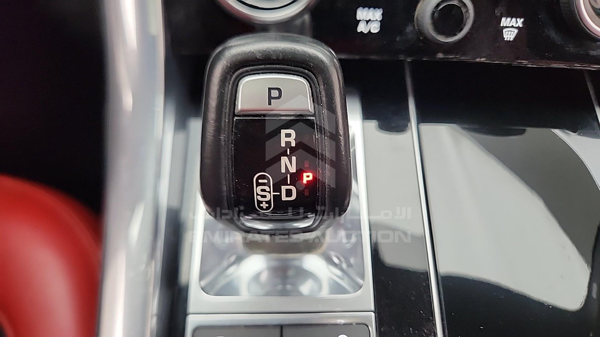 2018 RANGE ROVER SPORT VIN: SALWA2BE1JA185420