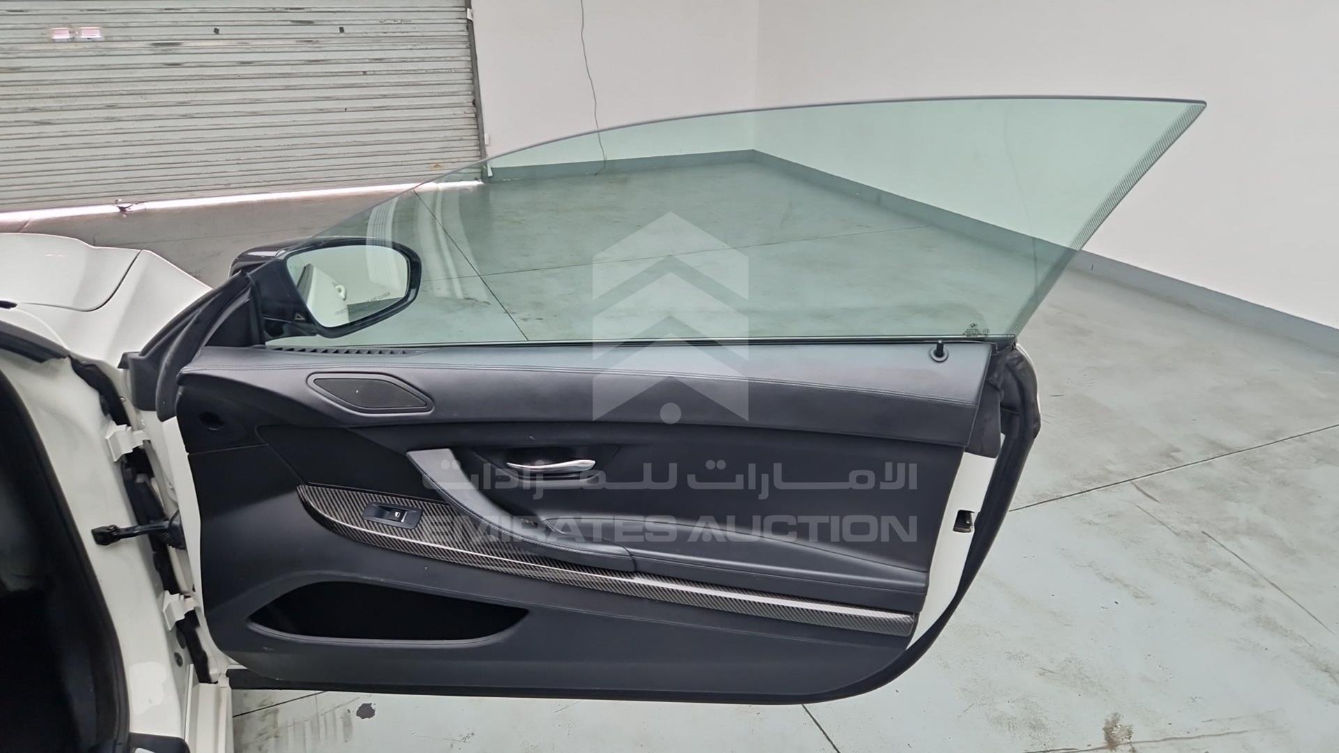 2013 BMW M6 VIN: WBSLX9C5XDC968527