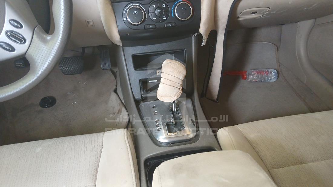 نيسان التيما 2012 — زاوية ناقل الحركة — صورة 18