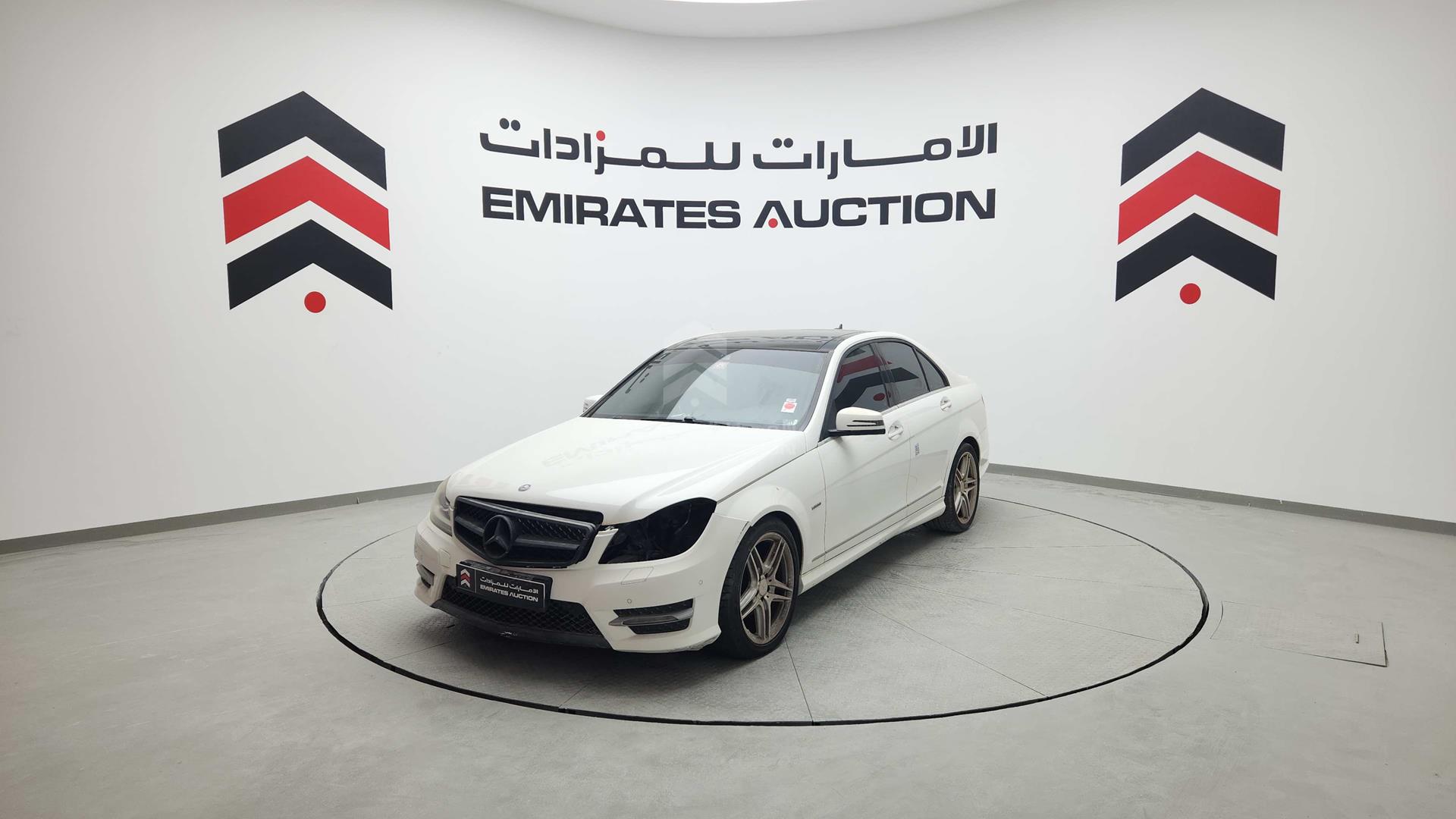 2013 MERCEDES C 200 VIN: WDDGF4JB8DA824113