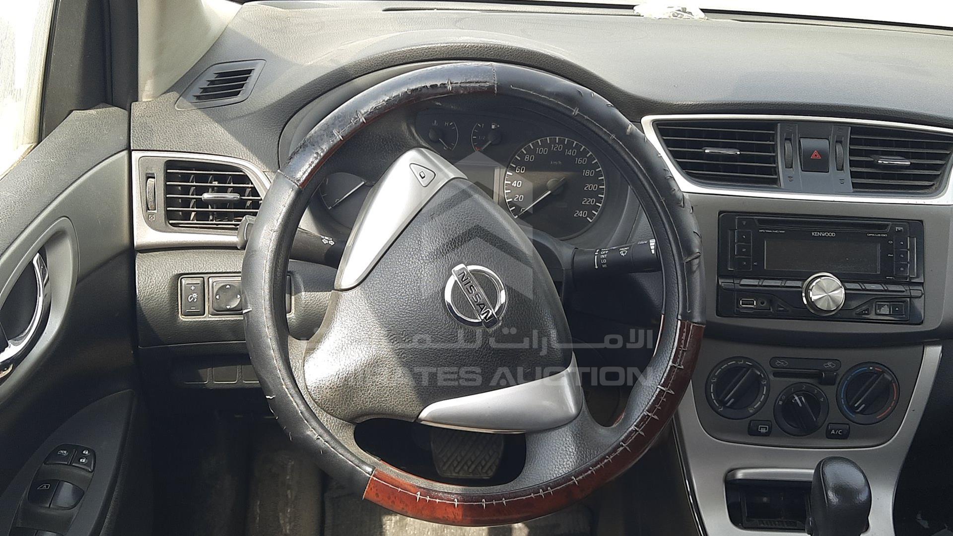 2015 NISSAN TIIDA VIN: MNTBC2C96F6005434