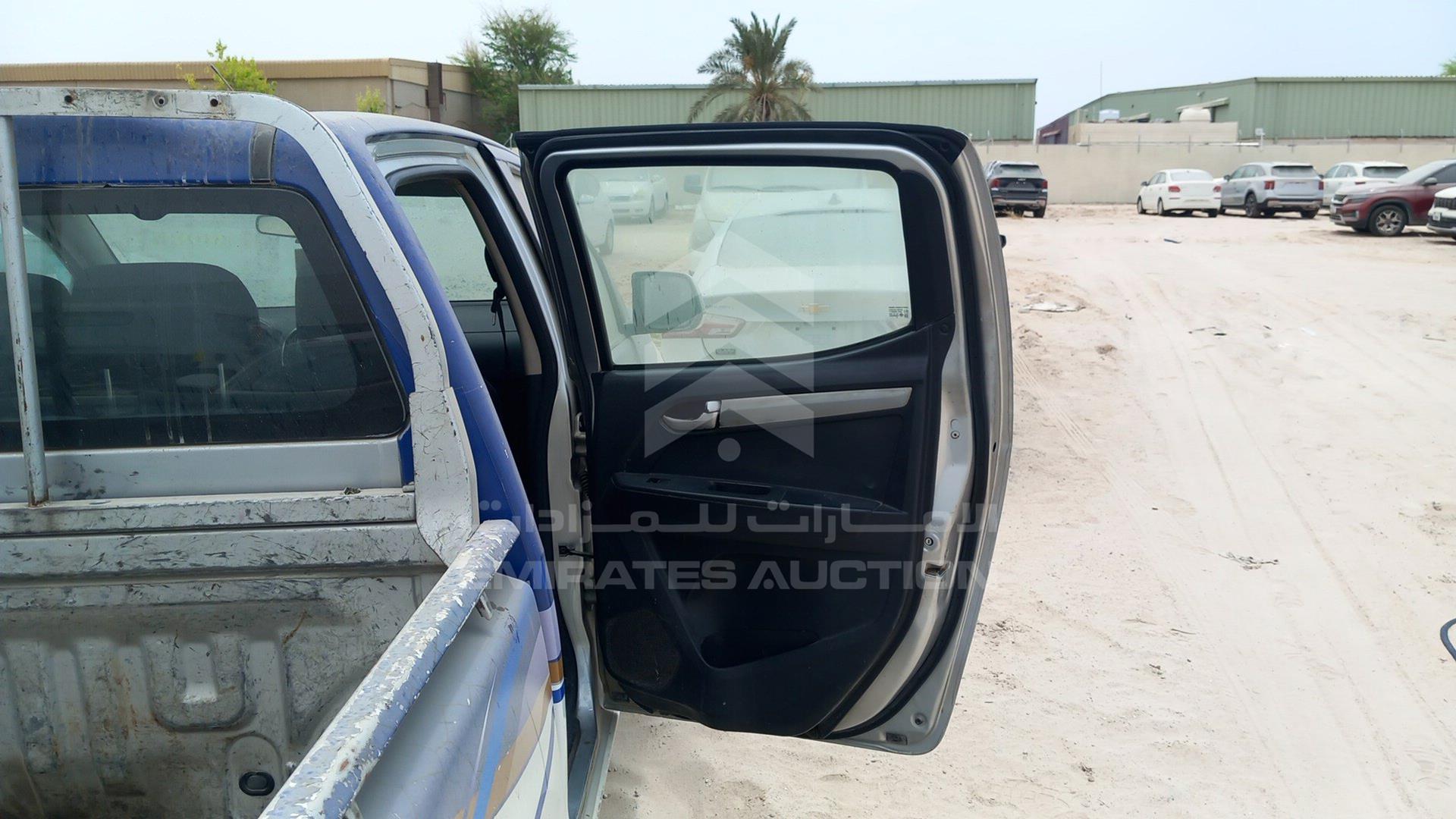 2015 ISUZU D-MAX VIN: MPAEL3317FT013569