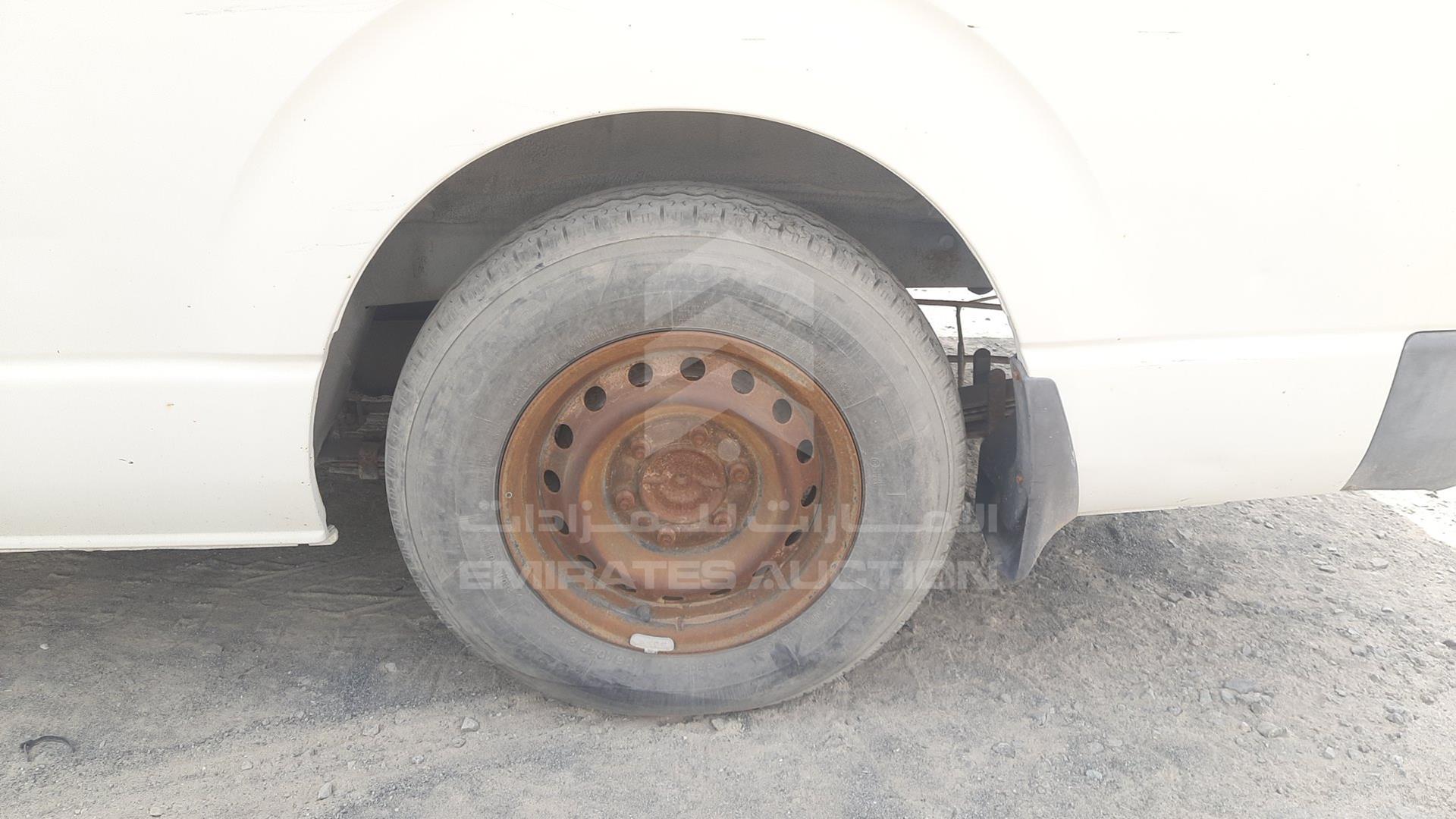 2009 TOYOTA HIACE VIN: JTGJX02PX95011620