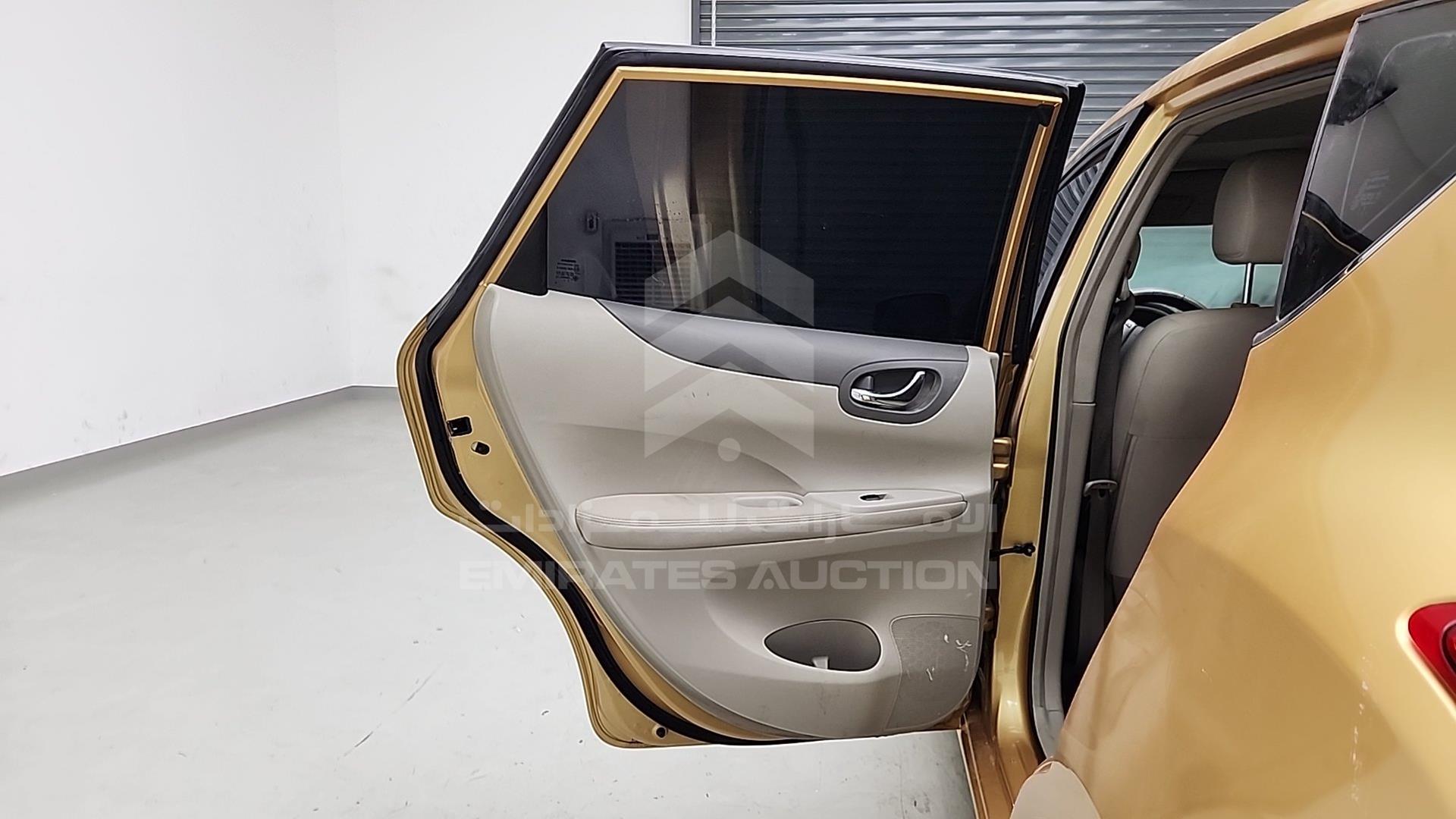 2014 NISSAN TIIDA VIN: MNTBC2C92E6002867