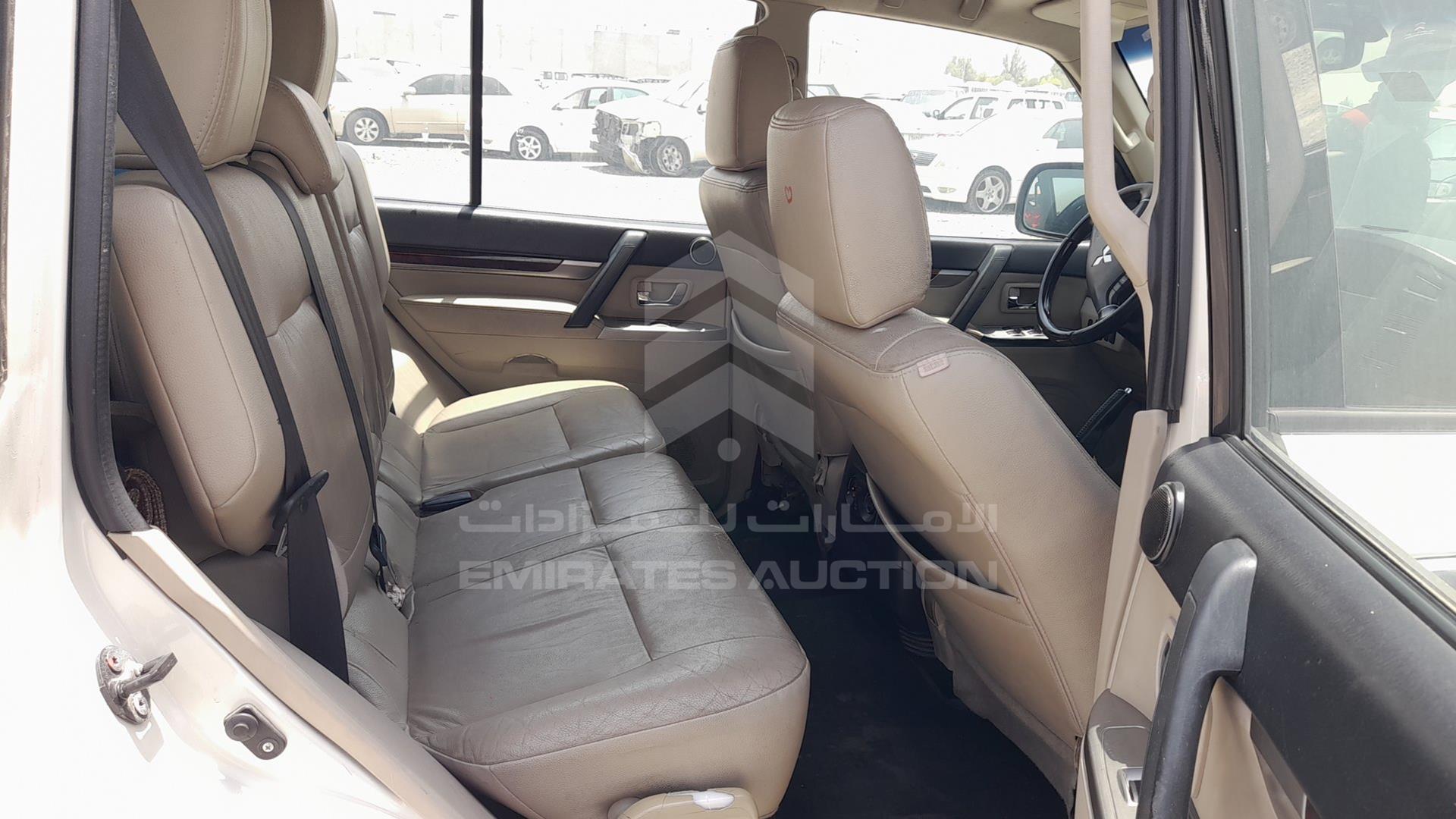 2013 MITSUBISHI PAJERO VIN: JMYLYV97WDJ704803
