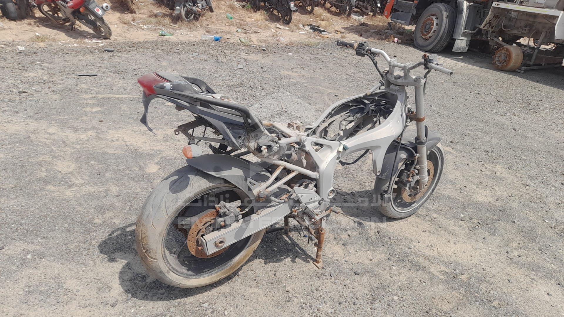 2006 YAMAHA FZ6 S VIN: JYARJ071000056504