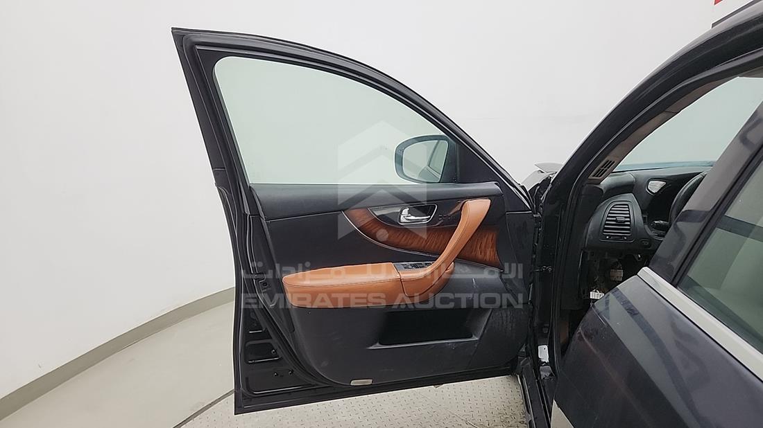 2009 Infiniti FX 50 — Front Left Door — Photo 5