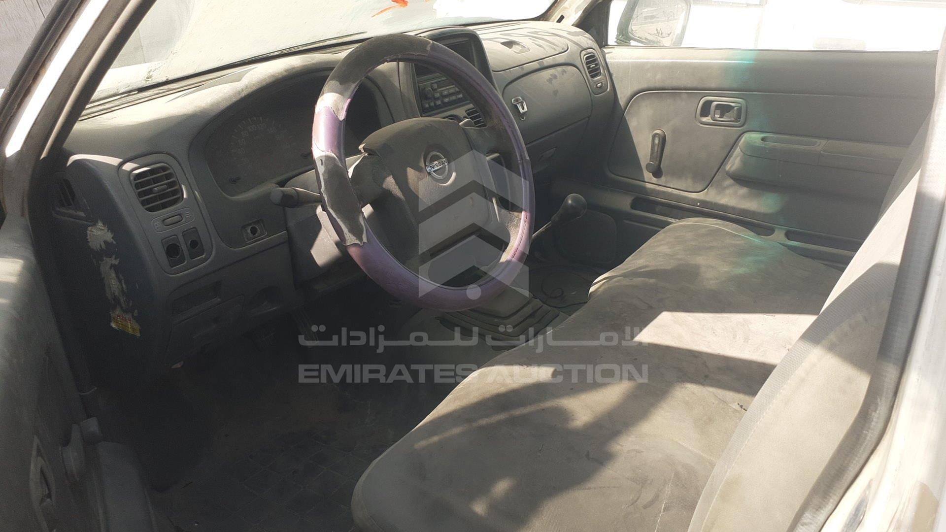 2004 NISSAN 2400 VIN: JN6DD22S74X071383