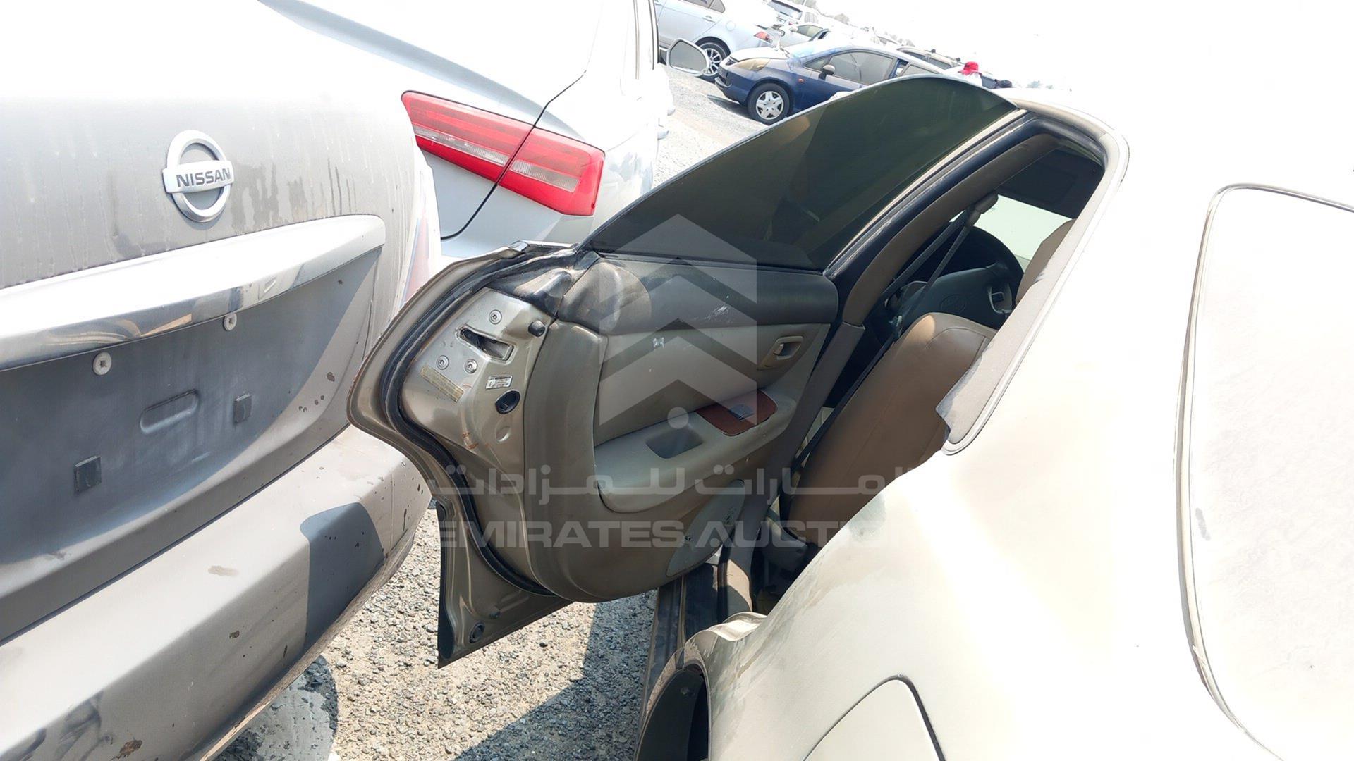 1997 LEXUS ES 300 VIN: JT8BF22G7V0028557