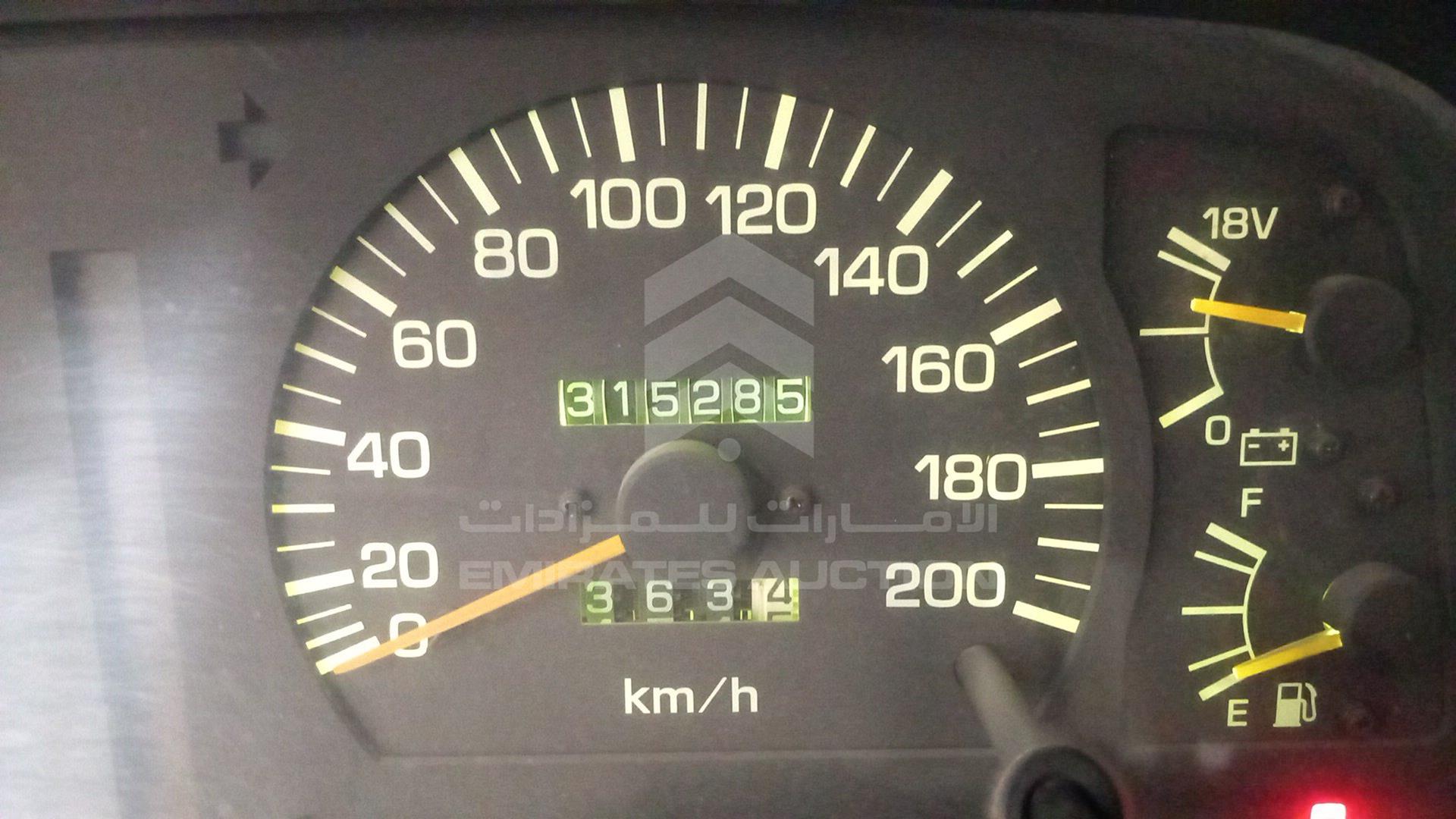 1996 TOYOTA LAND CRUISER VIN: FZJ800115226