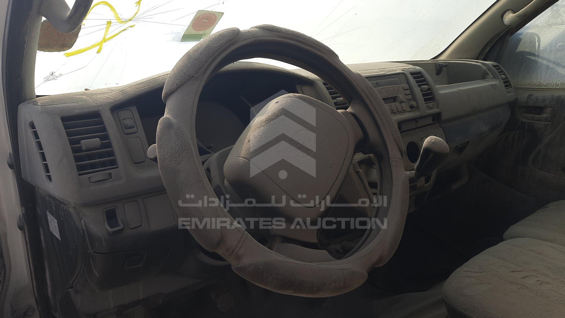 2006 TOYOTA HIACE VIN: JTGJX02P260004721