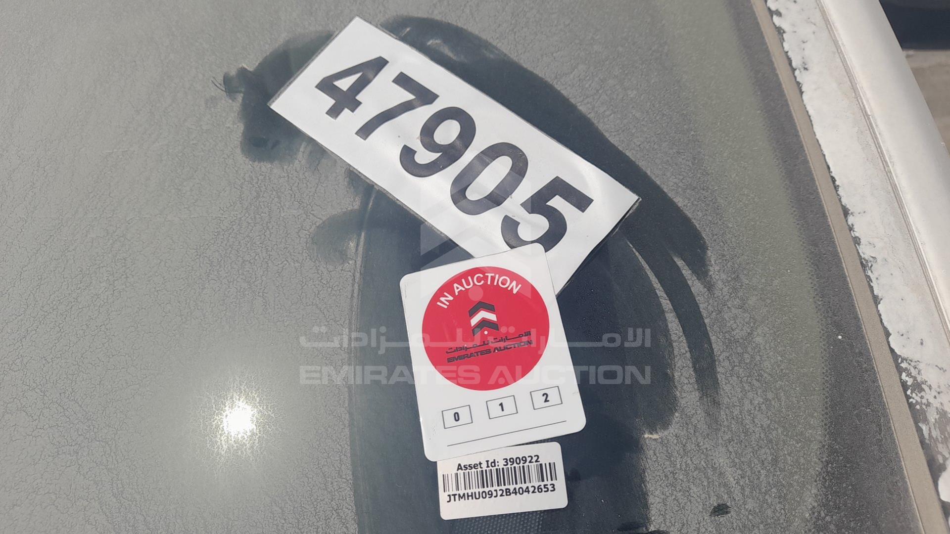2011 TOYOTA LAND CRUISER VIN: JTMHU09J2B4042653