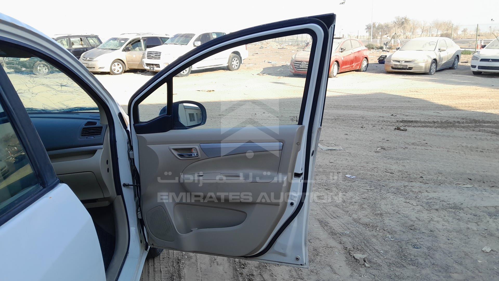 2016 SUZUKI ERTIGA VIN: MA3ZE8A19G0426050