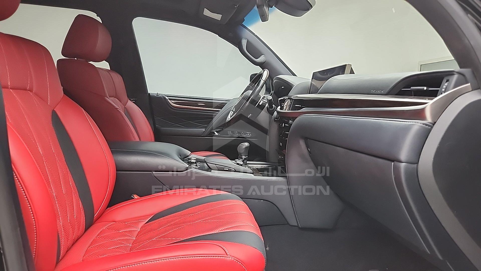 2020 LEXUS LX 570 VIN: JTJHY00W8L4331290
