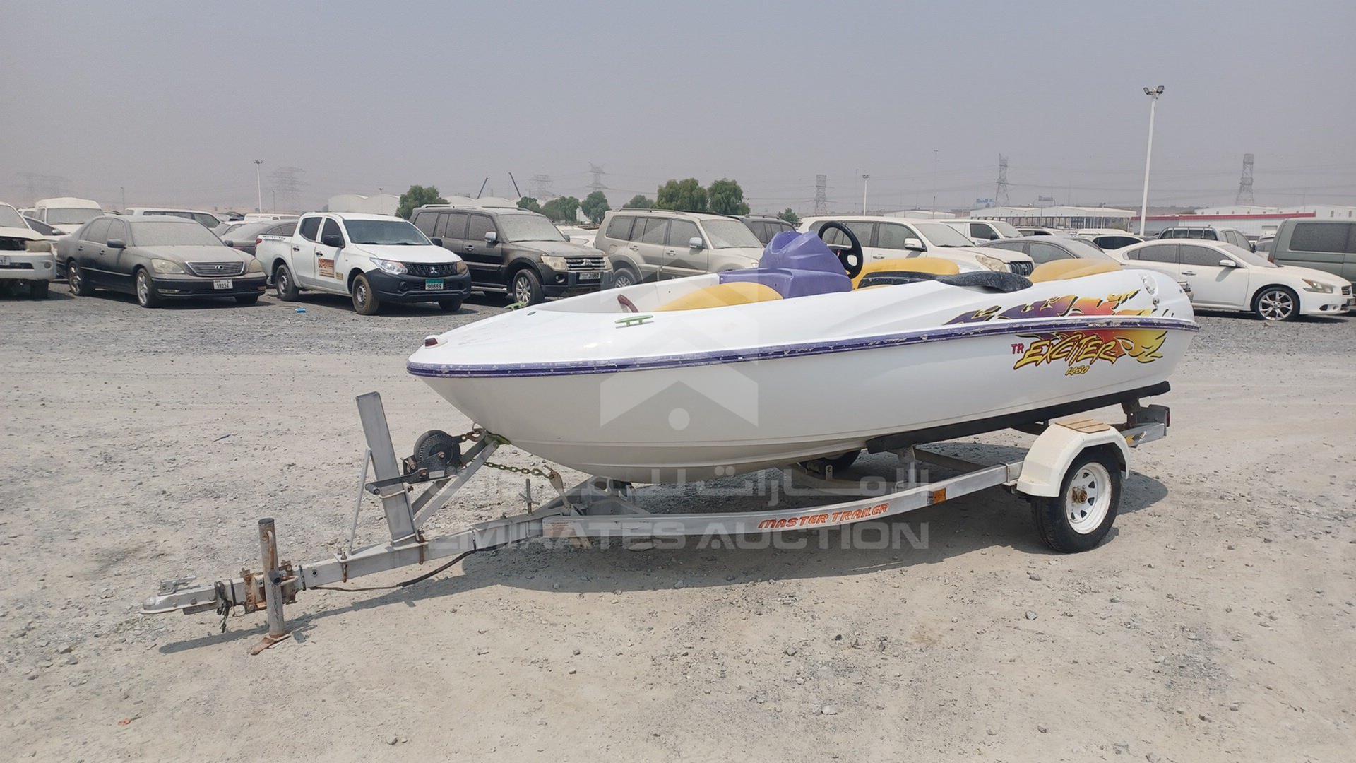 0 BOAT + TROLLEY --- VIN: JPMLIT0010236B