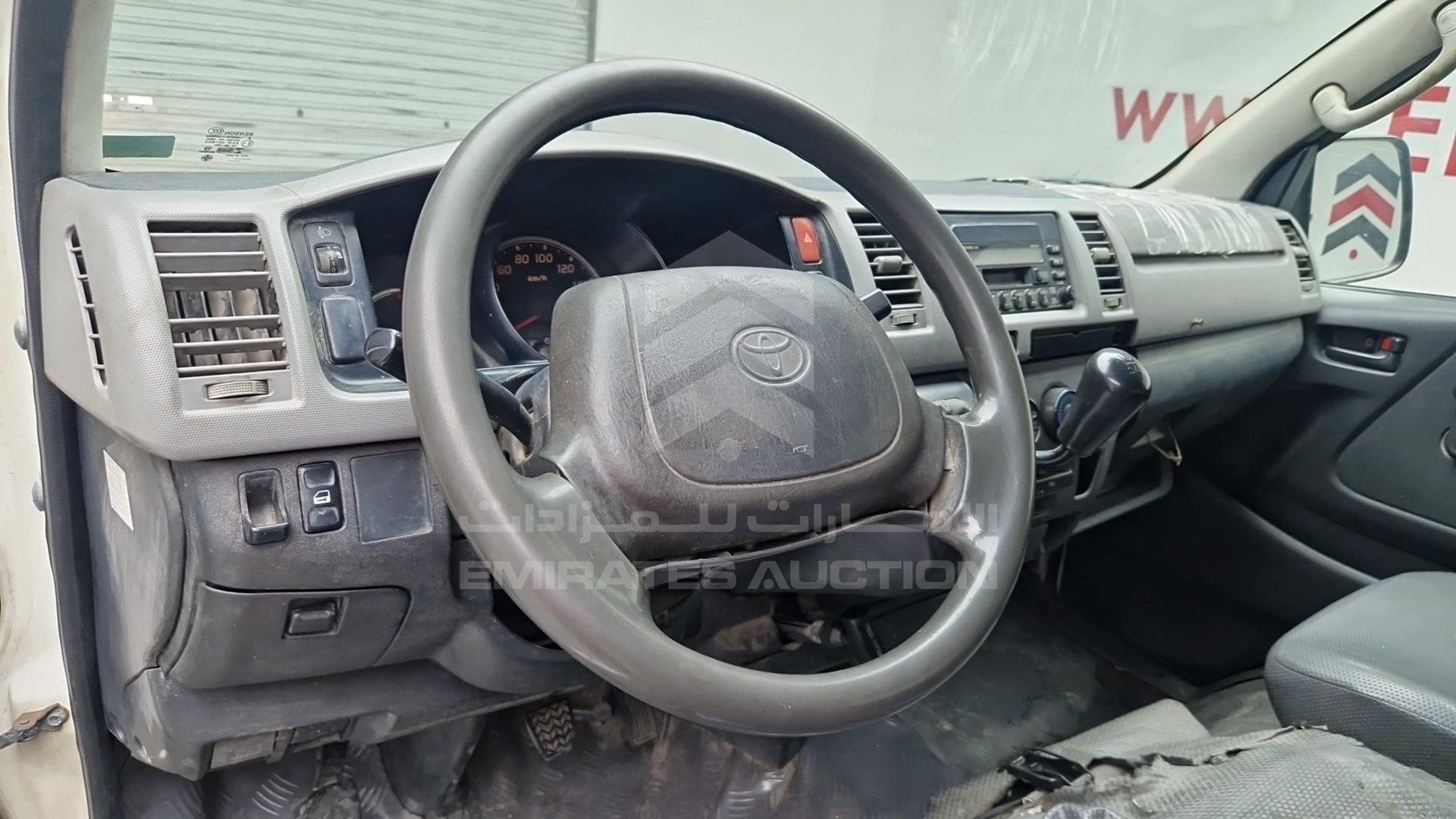 2009 TOYOTA HIACE VIN: JTGJX02P590021694
