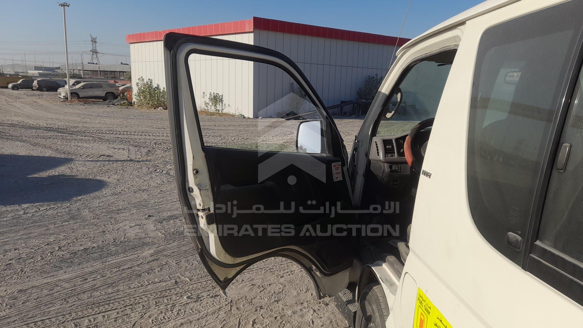 2009 TOYOTA HIACE VIN: JTGJX02P195008265