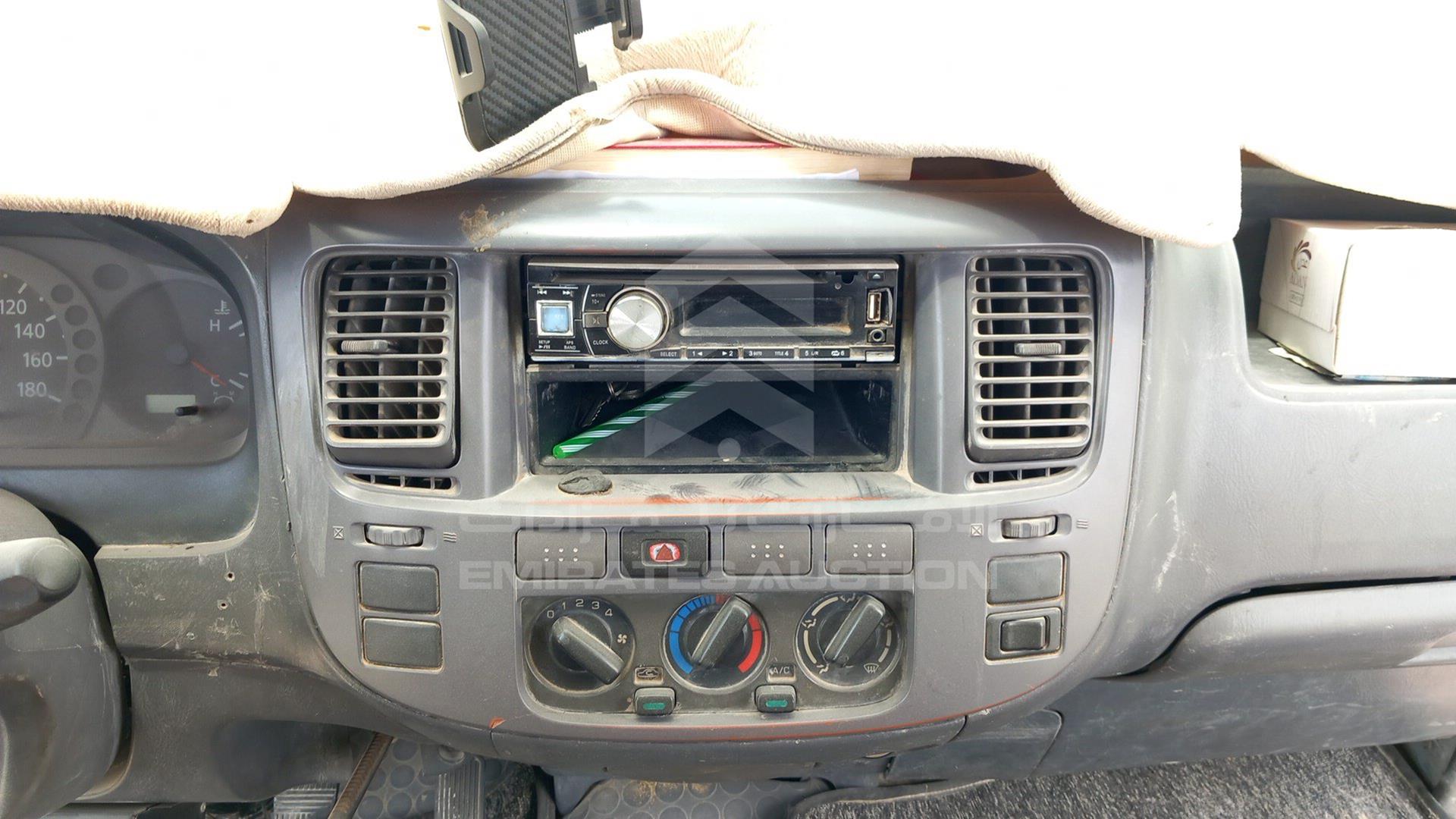2005 NISSAN URVAN VIN: JN6FE54S95X417956