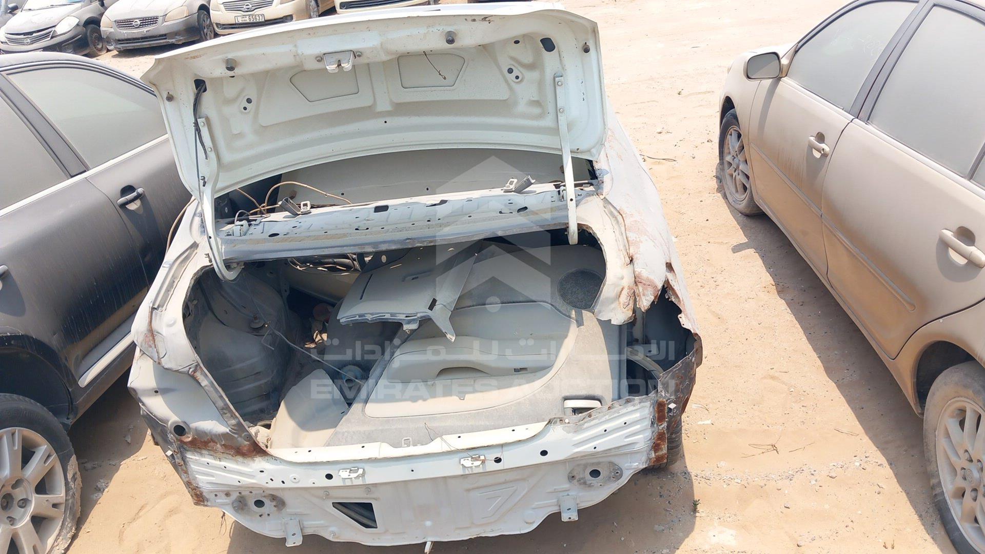0 MITSUBISHI --- VIN: MMDAFT6J5MH008852