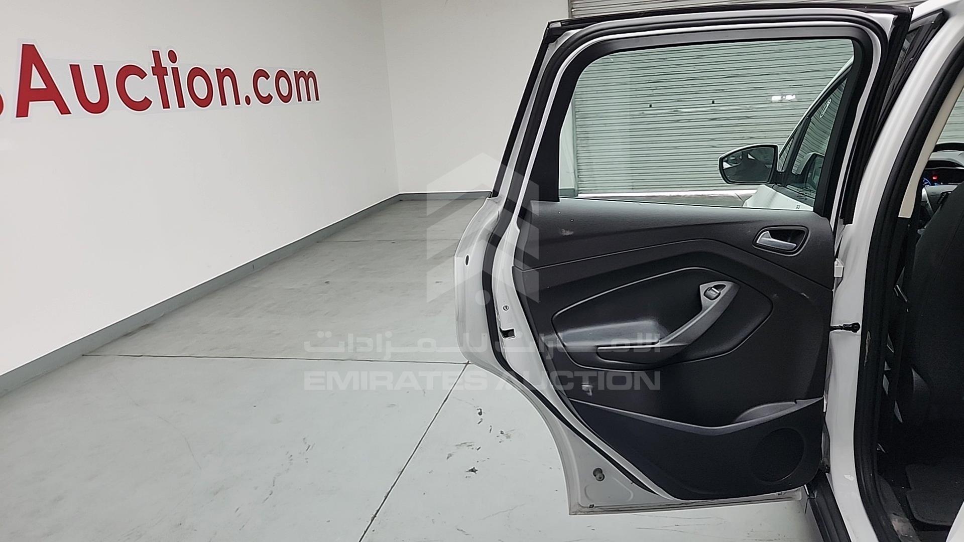 2017 FORD C-MAX VIN: 1FADP5AU5HL110635