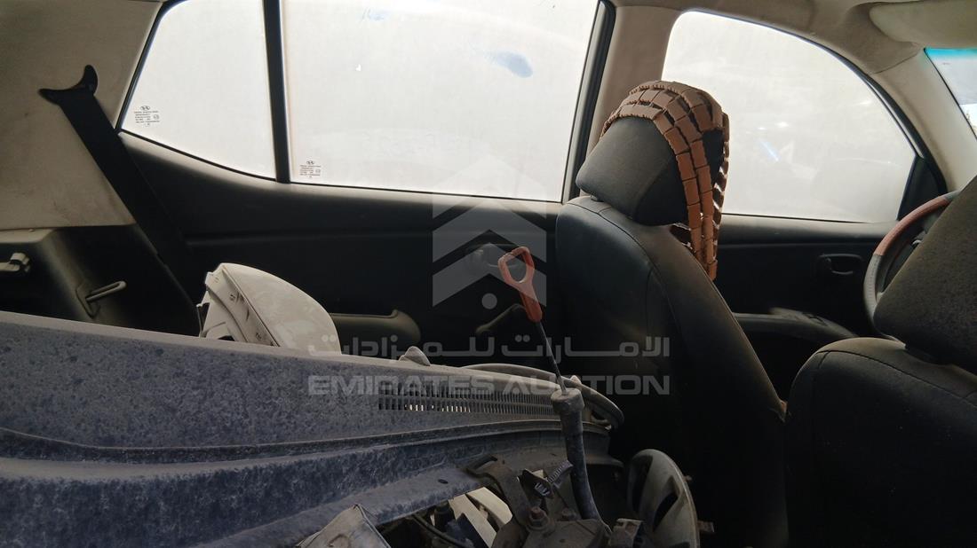 2012 Hyundai I10 — Rear Right Passenger View — Photo 18
