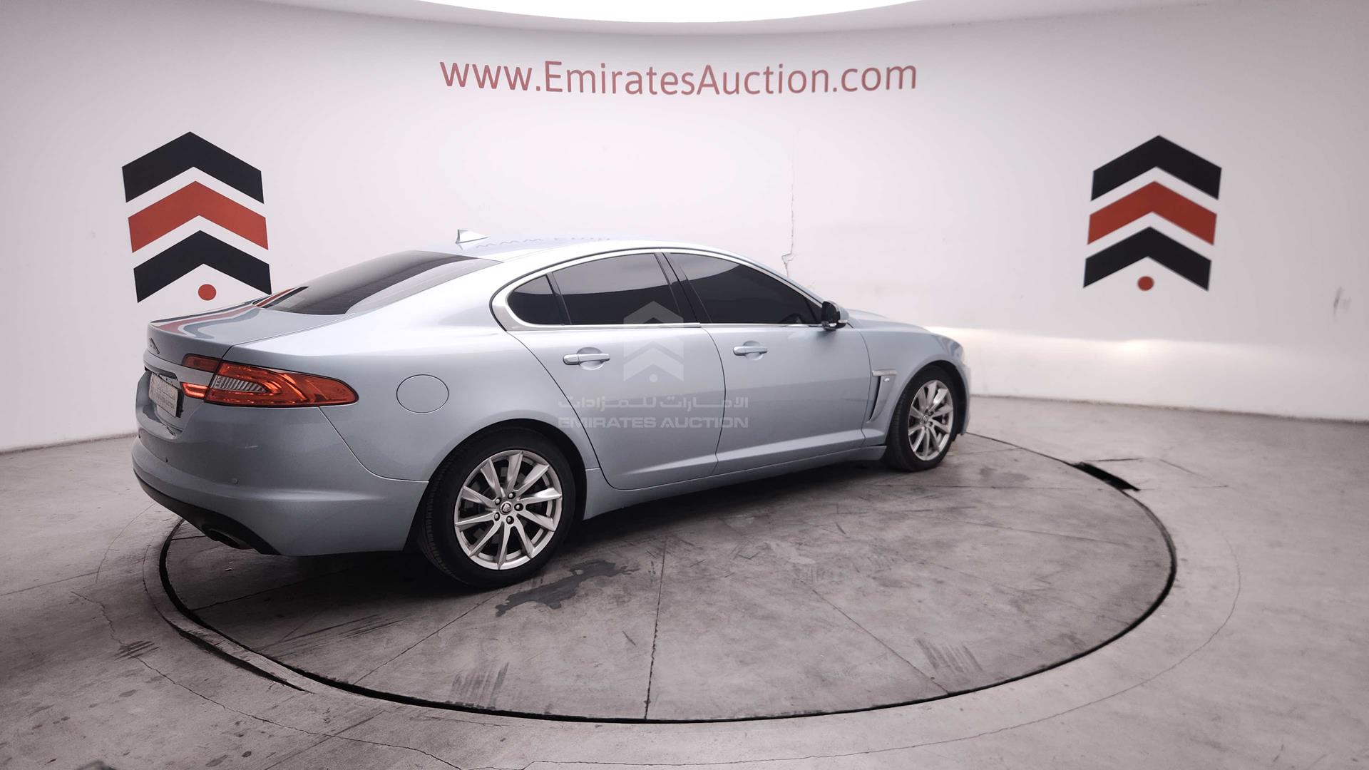 2013 JAGUAR XF VIN: SAJAA05A3D8S74353