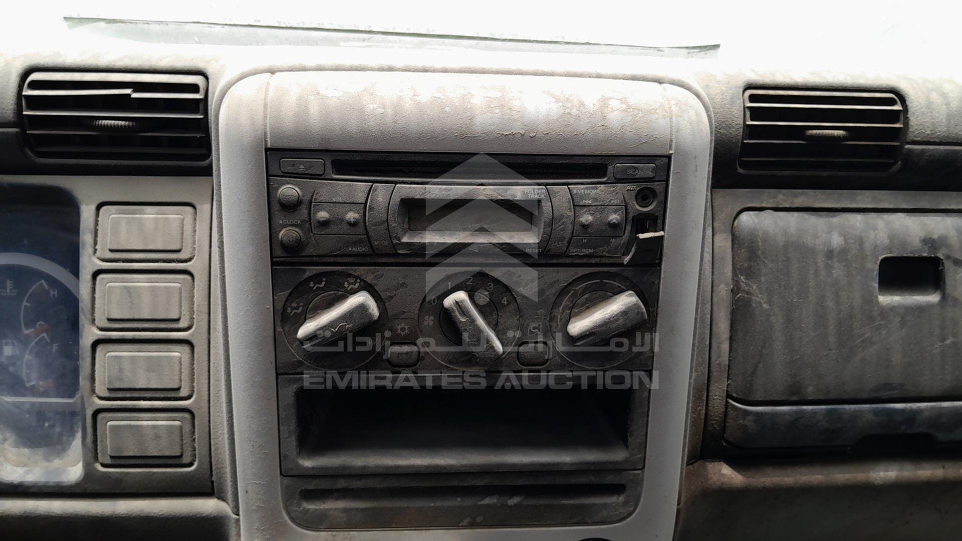 2017 MITSUBISHI CANTER VIN: JL6B6G6P4HK003320