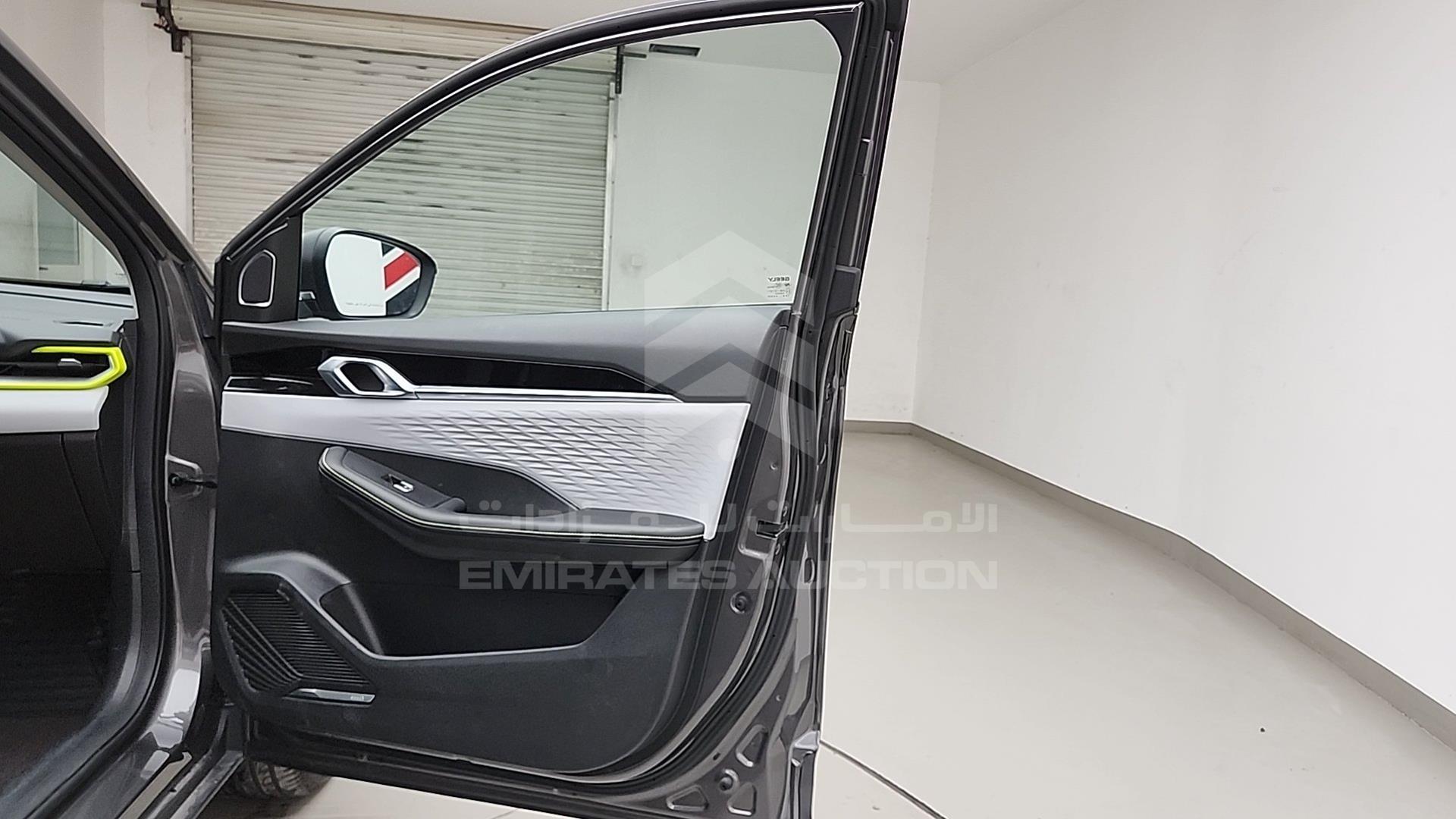 2024 GEELY COOLRAY VIN: LB3762KZXRX506532