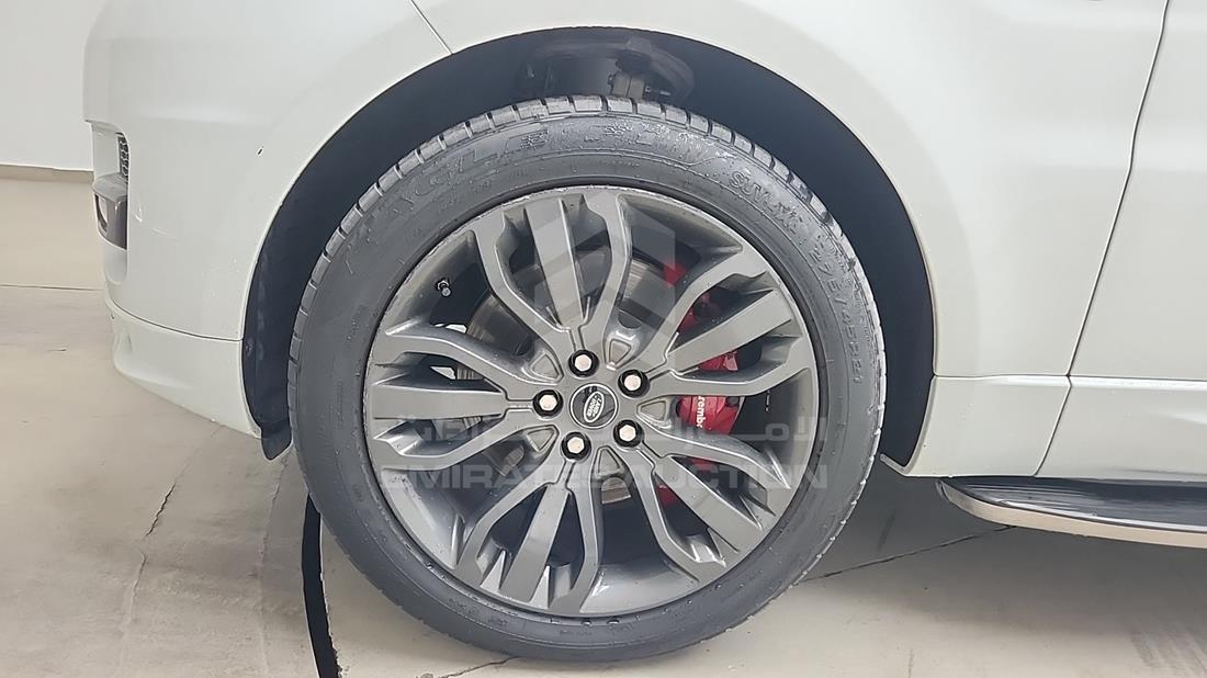 2016 Range Rover Sport — Front Left Tyre — Photo 37
