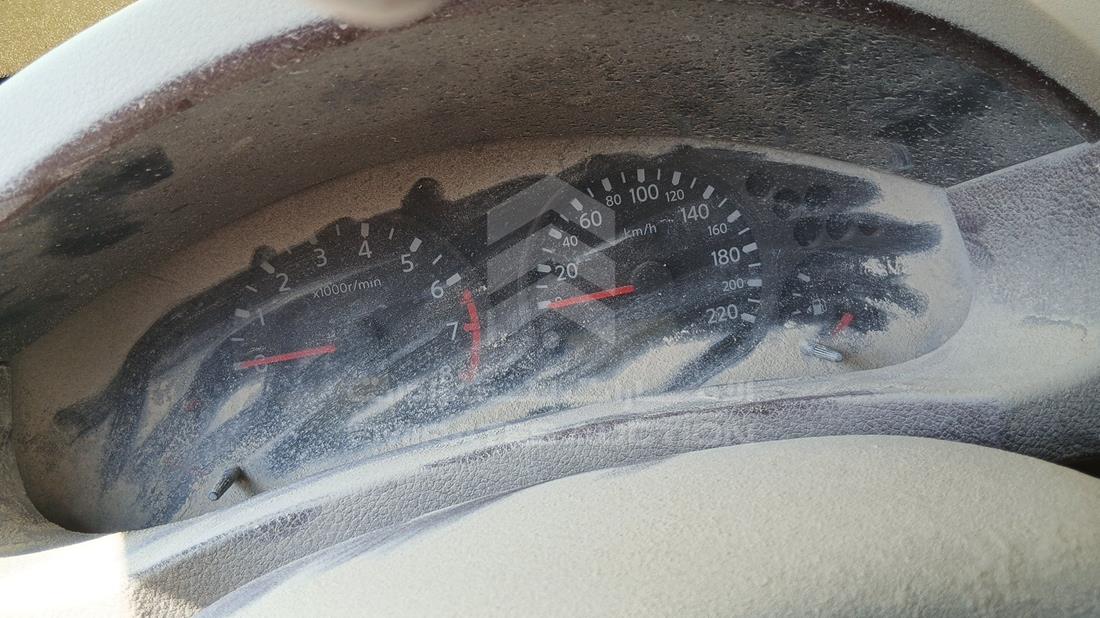 2010 Nissan Navara — Speedometer & RPM Gauges — Photo 12