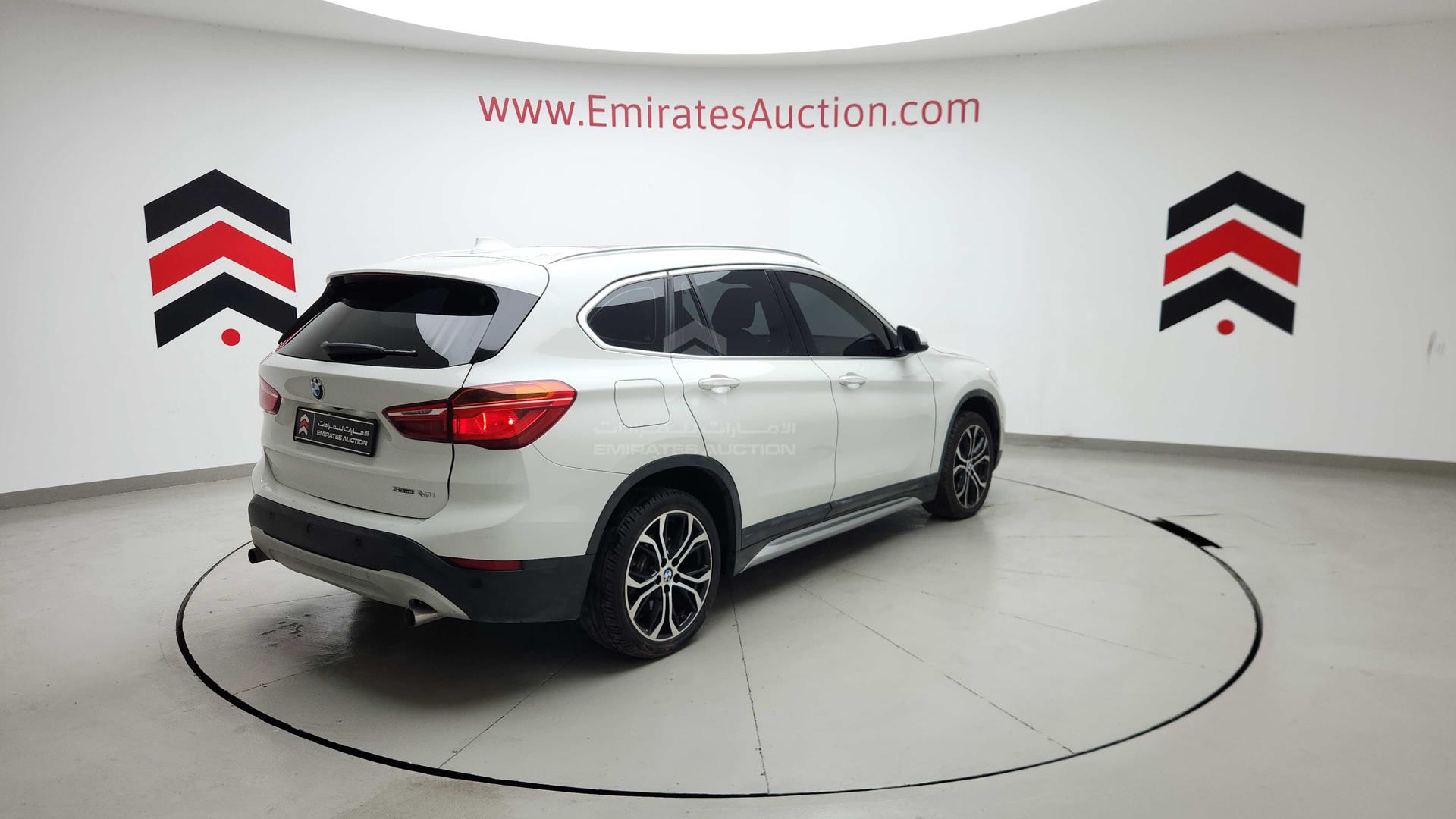 2021 BMW X1 VIN: WBXJG9C03MSS27498