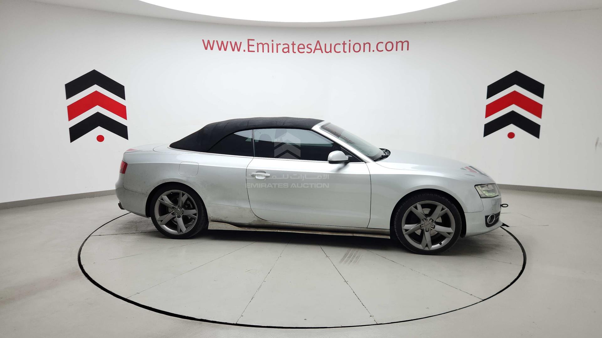 2010 AUDI A5 VIN: WAUAFB8F9AN012270