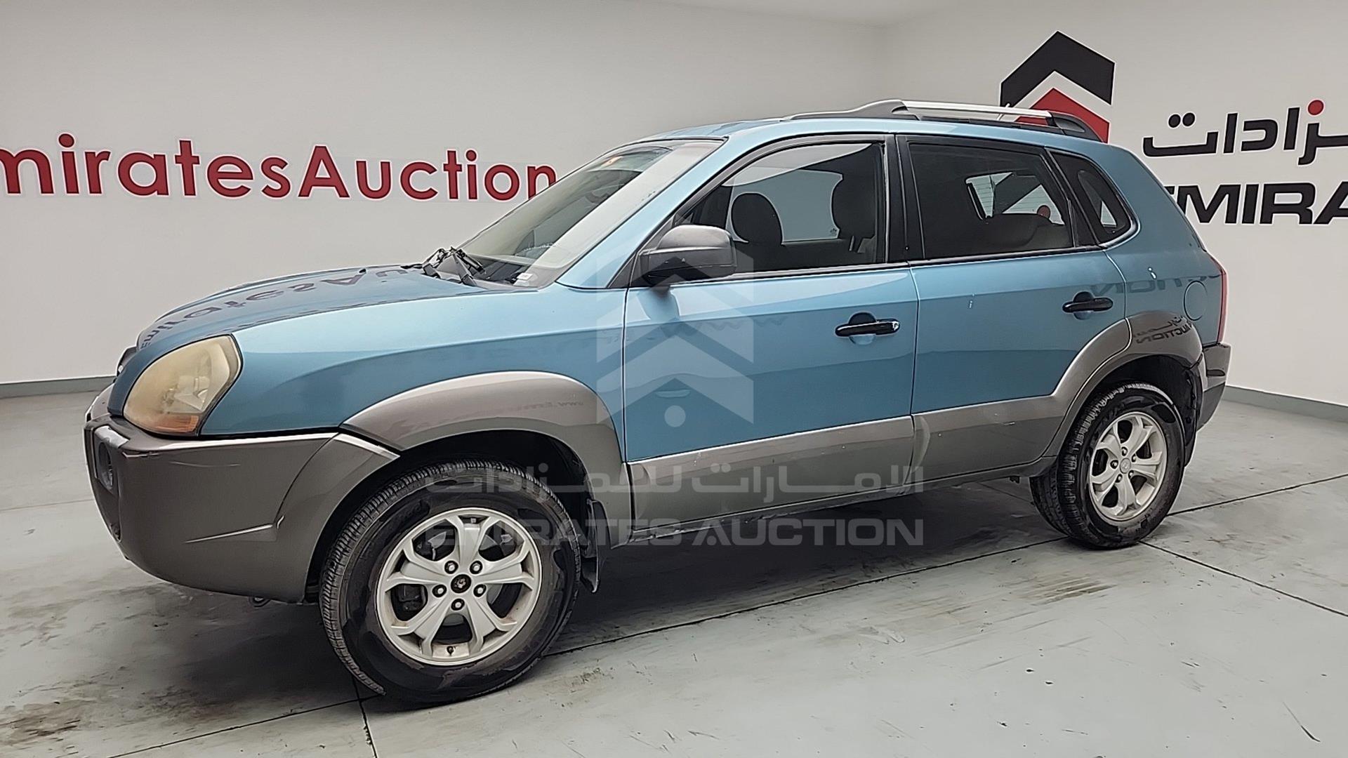 2009 HYUNDAI TUCSON VIN: KMHJM81BX9U992446