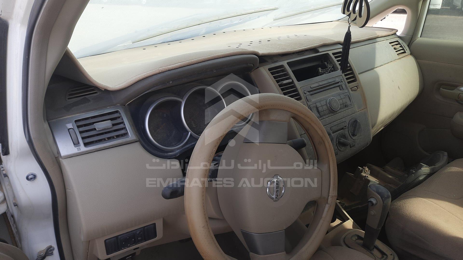 2011 NISSAN TIIDA VIN: 3N1BC1A61BK203695