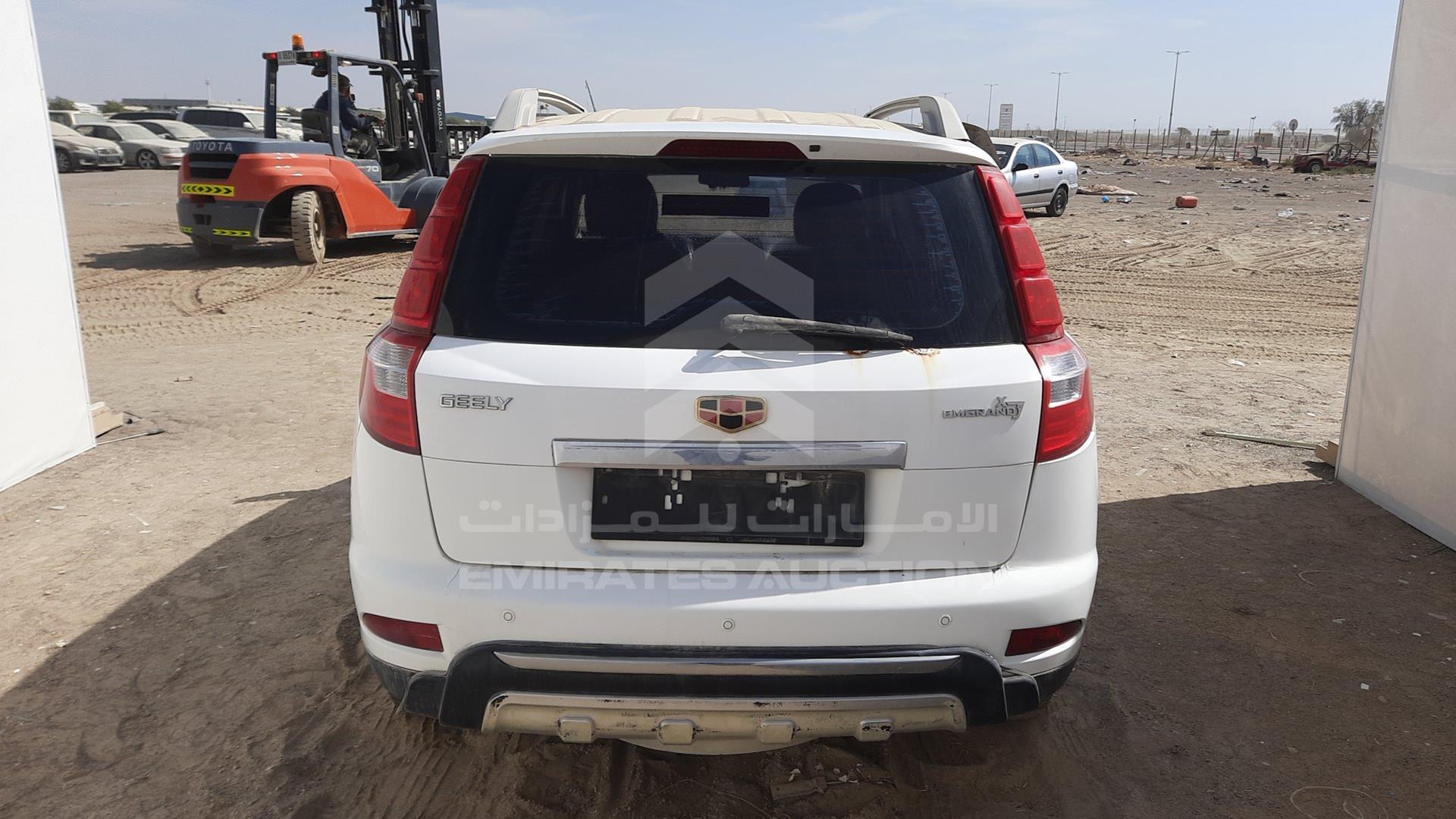 2016 GEELY EMGRAND-X7 VIN: L108DBZ58G3242495
