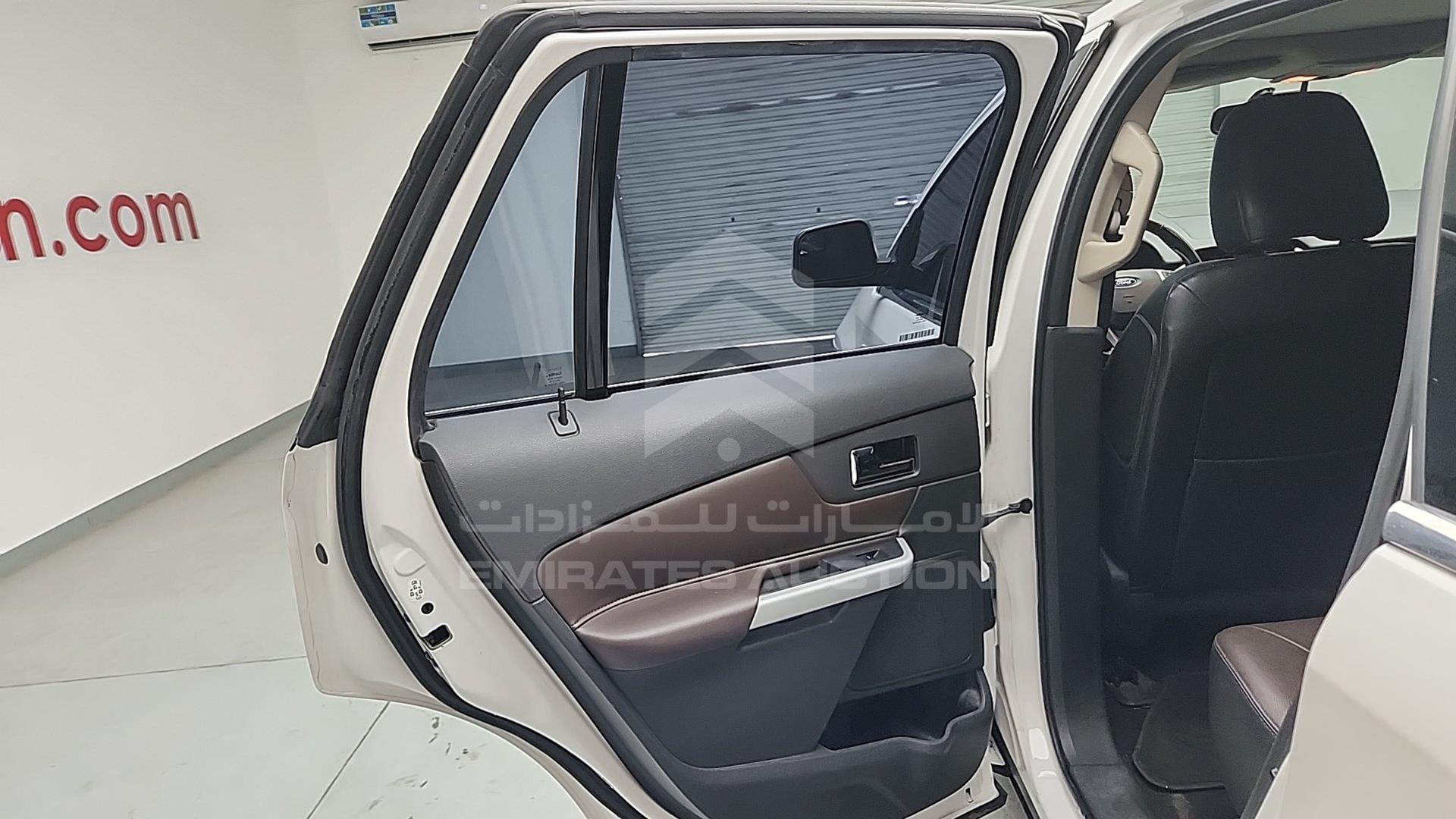 2012 FORD EDGE VIN: 2FMDK4KC4CBA18073