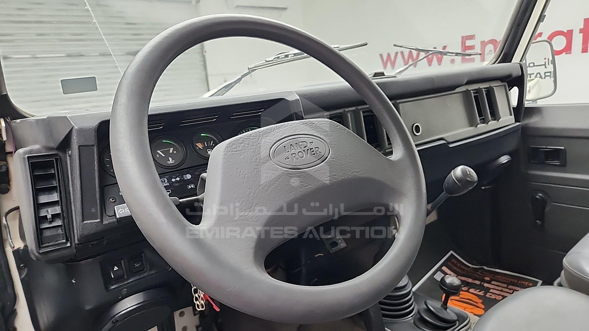 1994 LAND ROVER DEFENDER VIN: SALLDHAV8MA947261