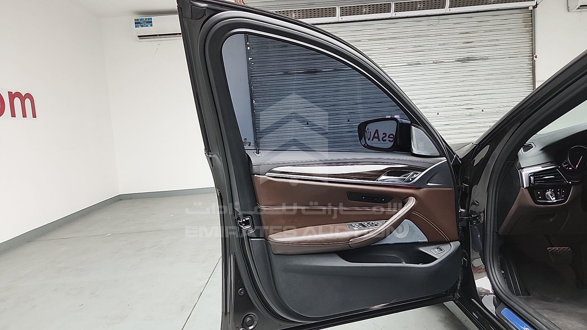 2018 BMW 540I VIN: WBAJB3104JG970972