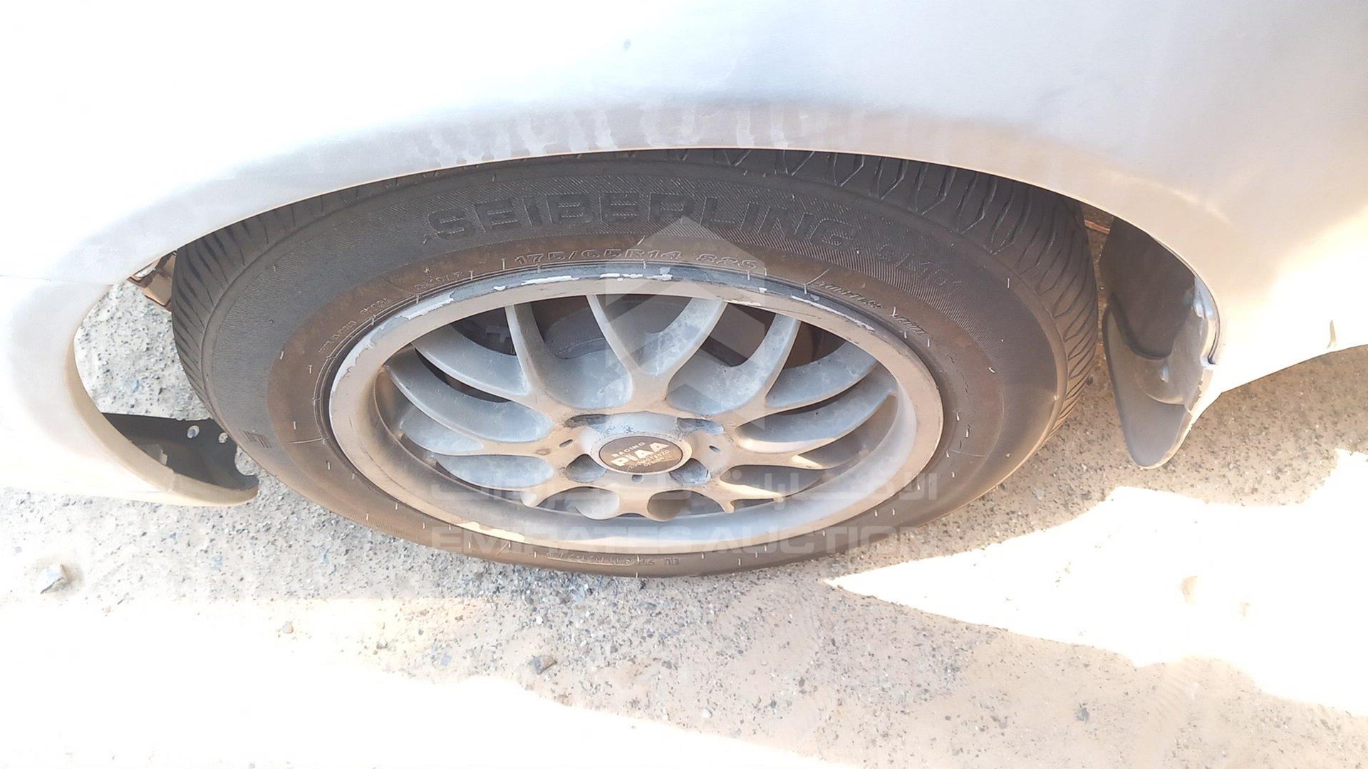 2000 TOYOTA ECHO VIN: JTDBW1335Y0012451
