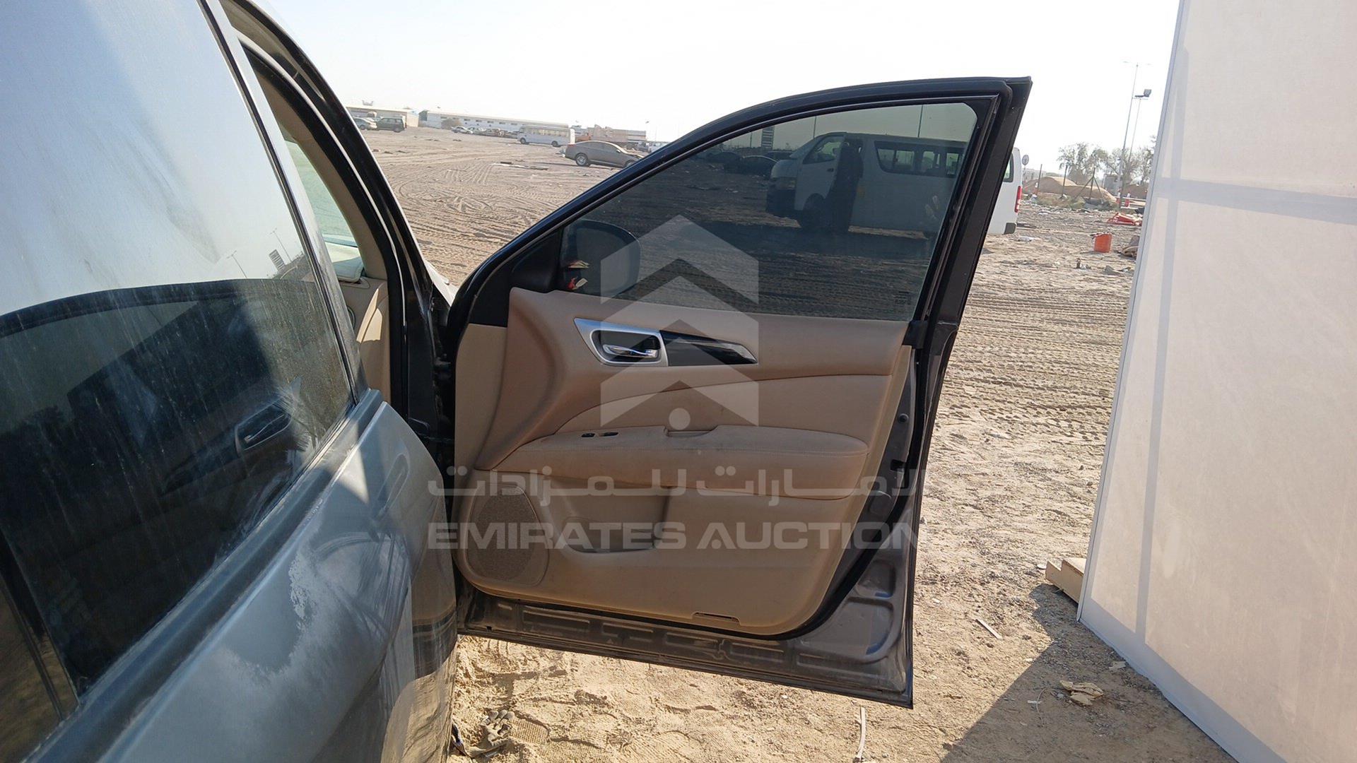 2015 NISSAN PATHFINDER VIN: 5N1AR2M52FC636305