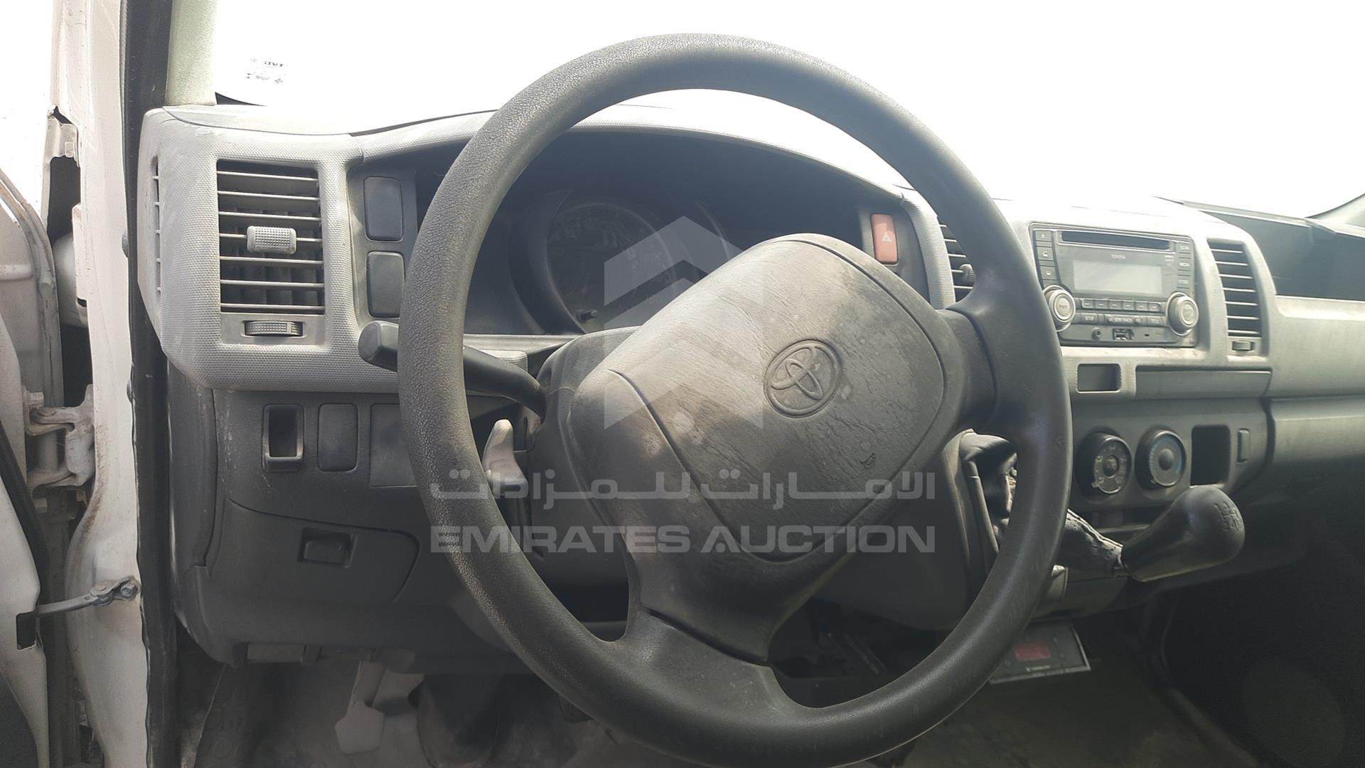 2009 TOYOTA HIACE VIN: JTFHX02P490041972