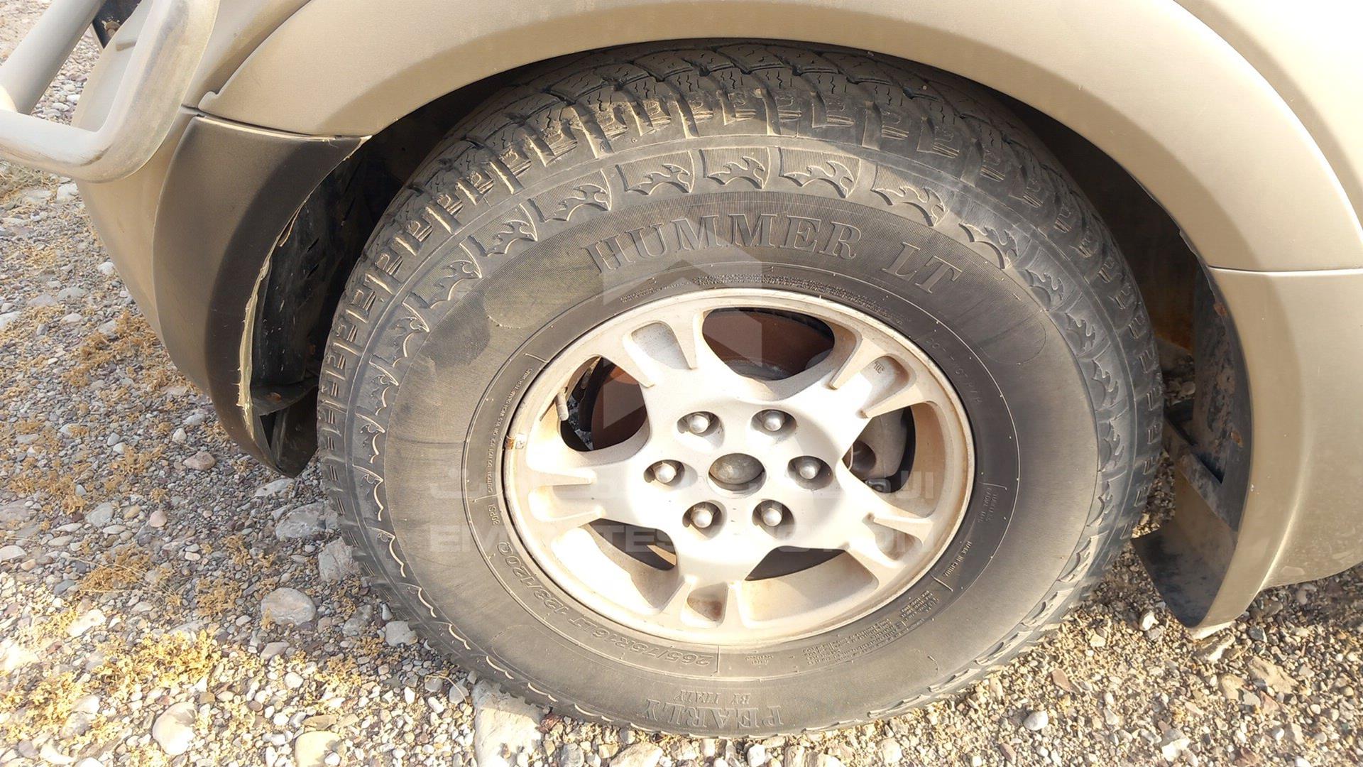 2001 MITSUBISHI PAJERO VIN: JMYLRV73W1J702736