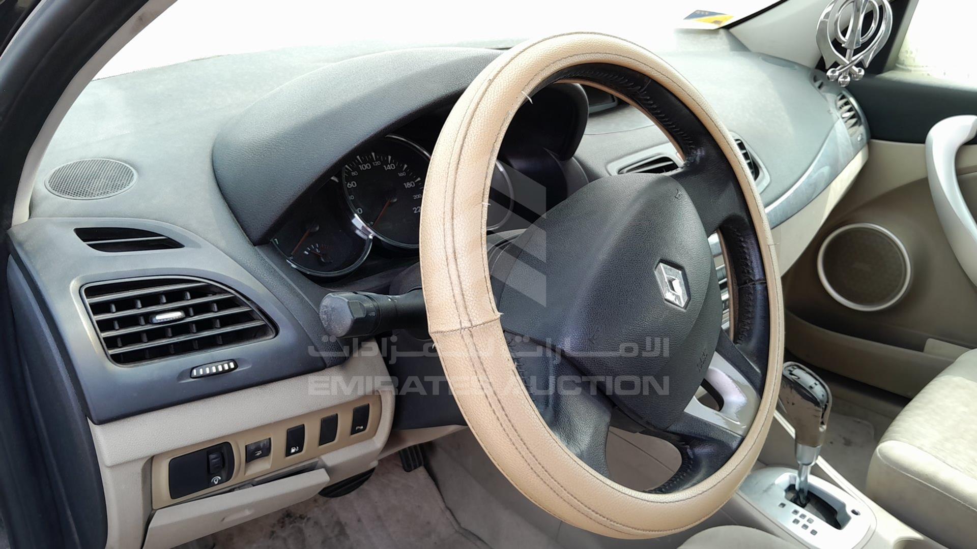 2013 RENAULT FLUENCE VIN: VF1LZLDT1DC264436